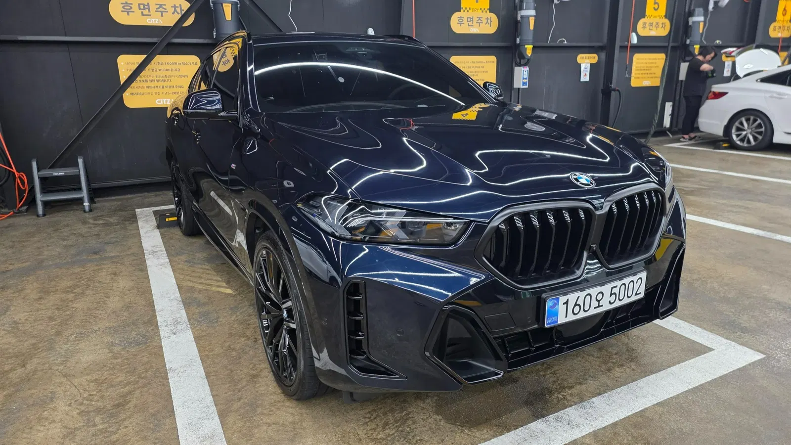 BMW X6 (G06) xDrive40d M Sport OnLine Exclusive 2026 — photo 1 sur 19