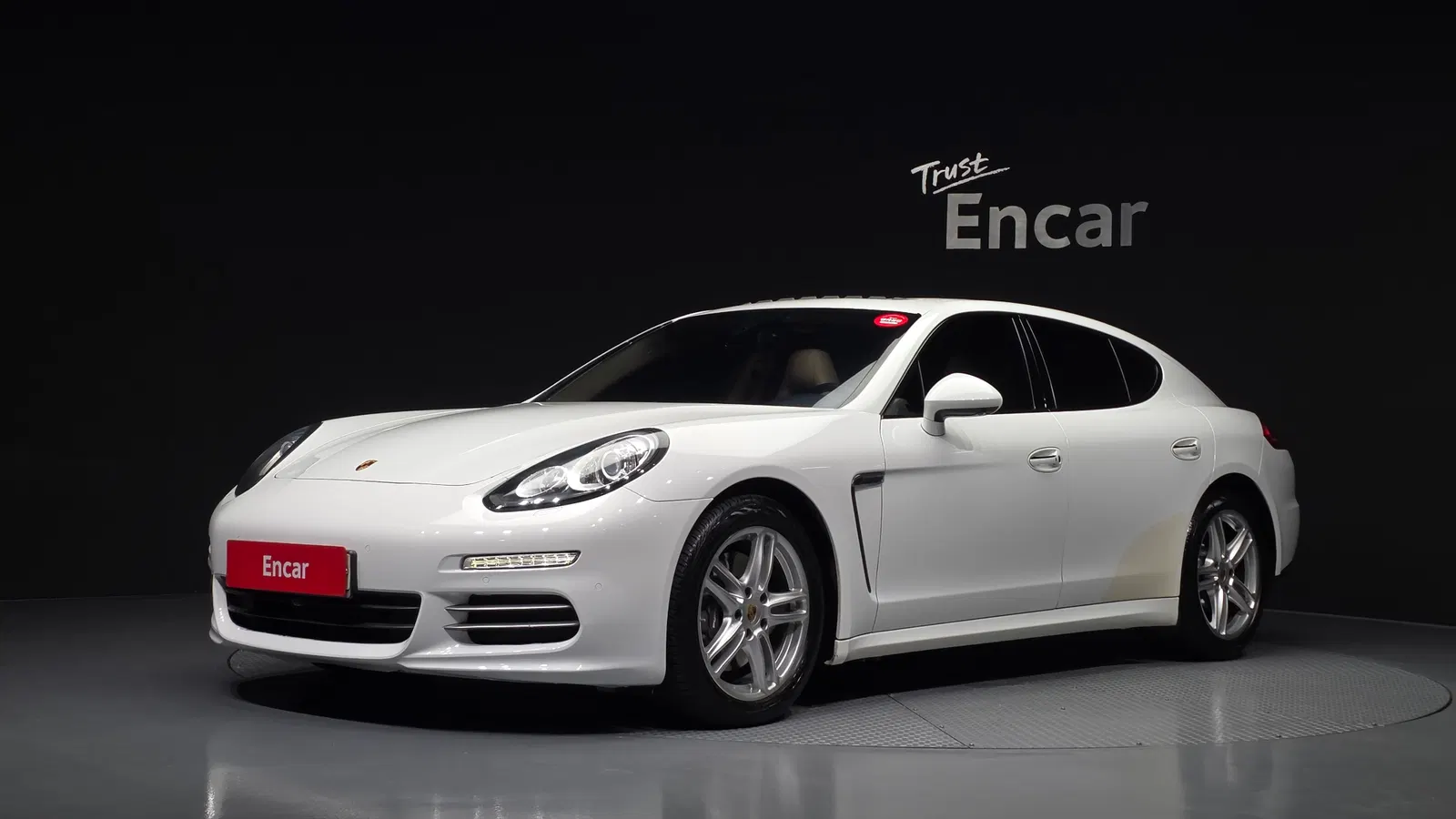 Porsche Panamera 3.6 AWD Edition 2016 — photo 1 sur 20