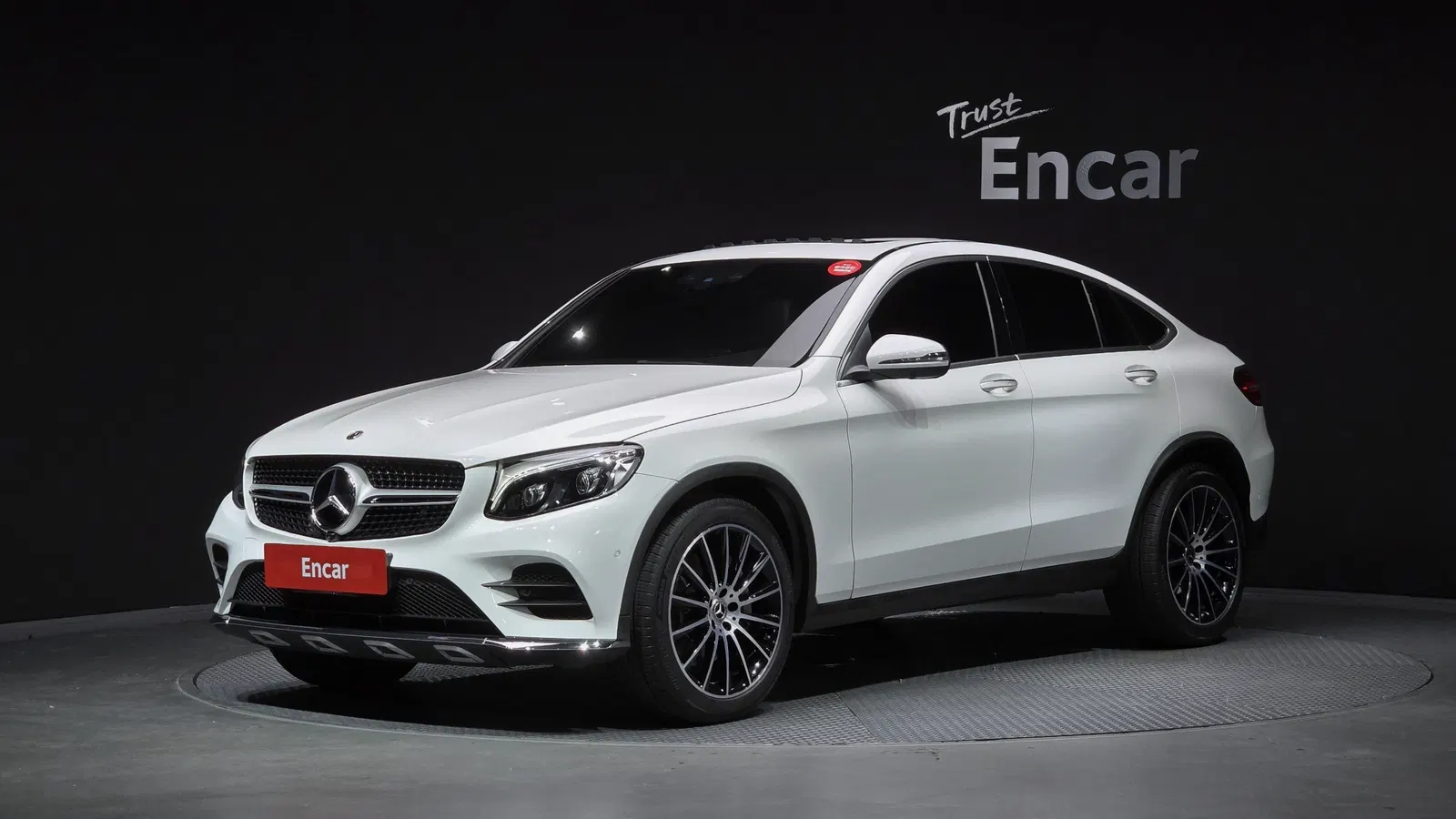 Mercedes-Benz GLC AMG Line · GLC300 4MATIC Coupé (X253) 2019 — photo 1 sur 20