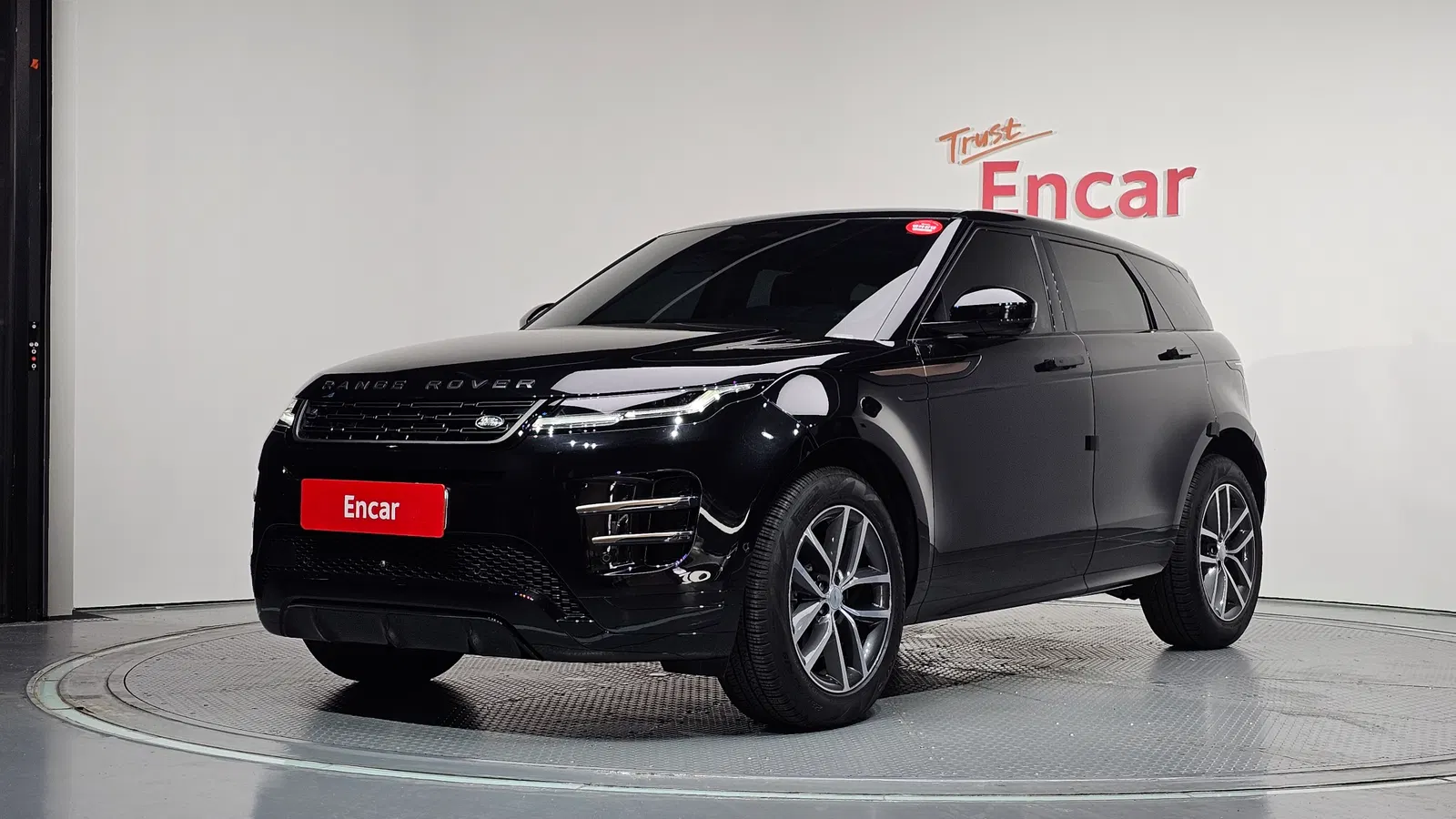 Land Rover Range Rover Evoque 2e génération P250 Dynamic SE 2025 — photo 1 sur 20