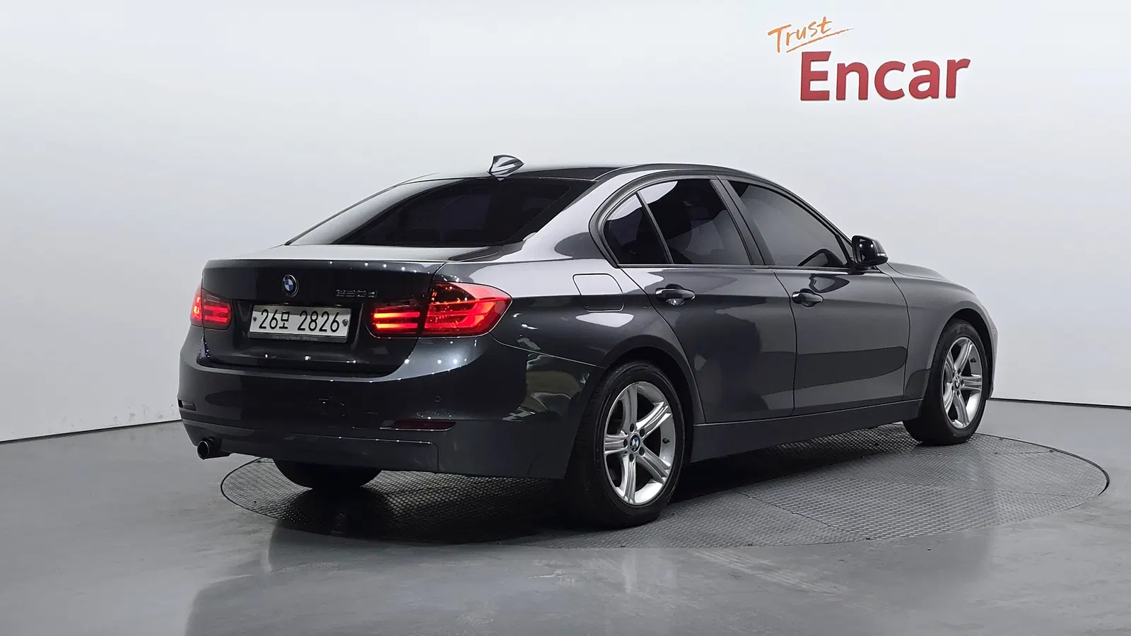 BMW Série 3 (F30) 320d 2015 — photo 1 sur 31