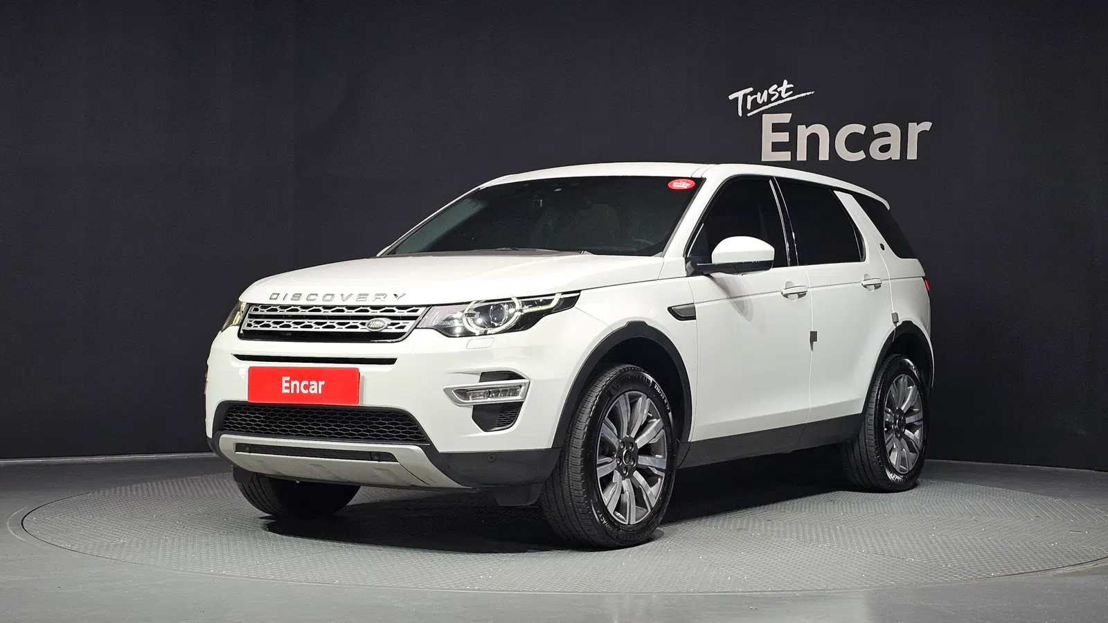 Land Rover Discovery Sport 2.0 TD4 HSE Luxury 2018 — photo 1 sur 20