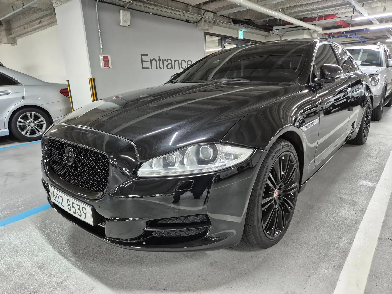 Jaguar All New XJ 5.0SC SuperSport SWB 2010 — photo 1 sur 26