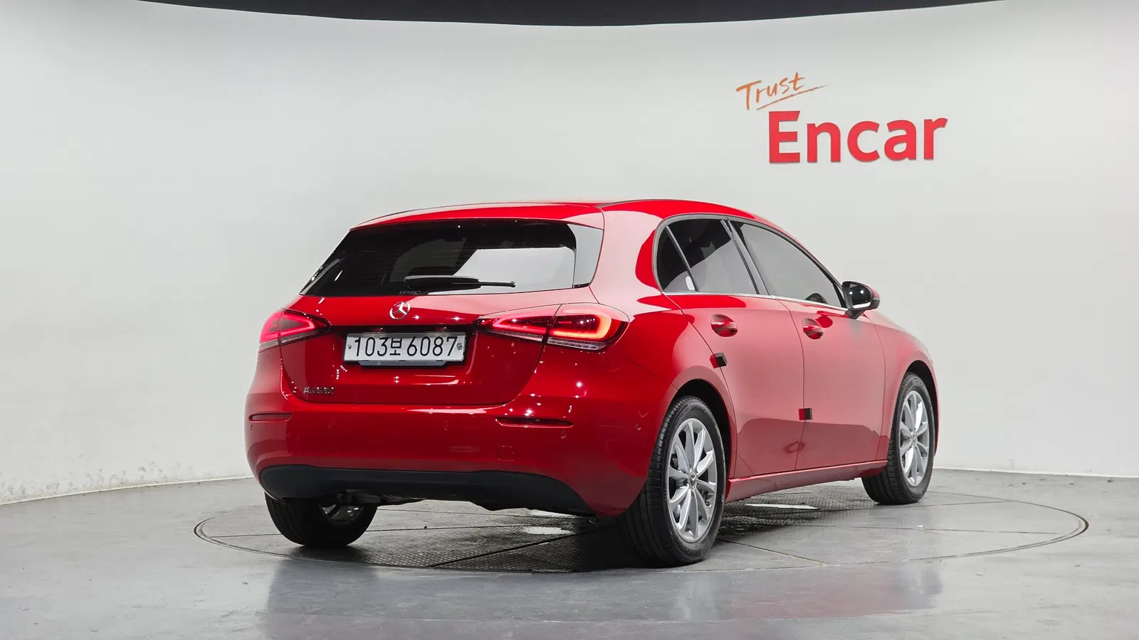 Mercedes-Benz Classe A A220 5 portes (W177) 2019 — photo 1 sur 36