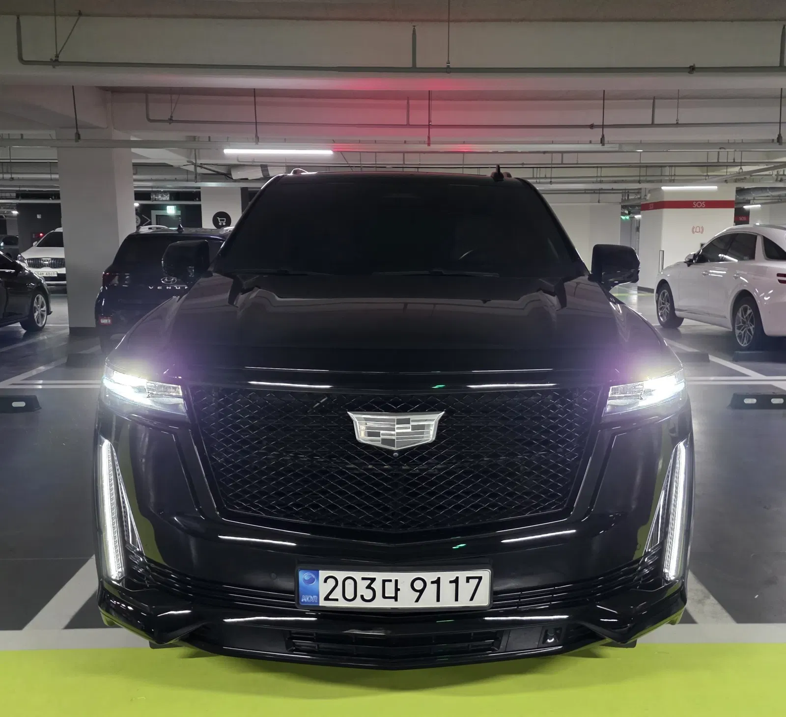 Cadillac Escalade 5e génération 6.2 2022 — photo 1 sur 26