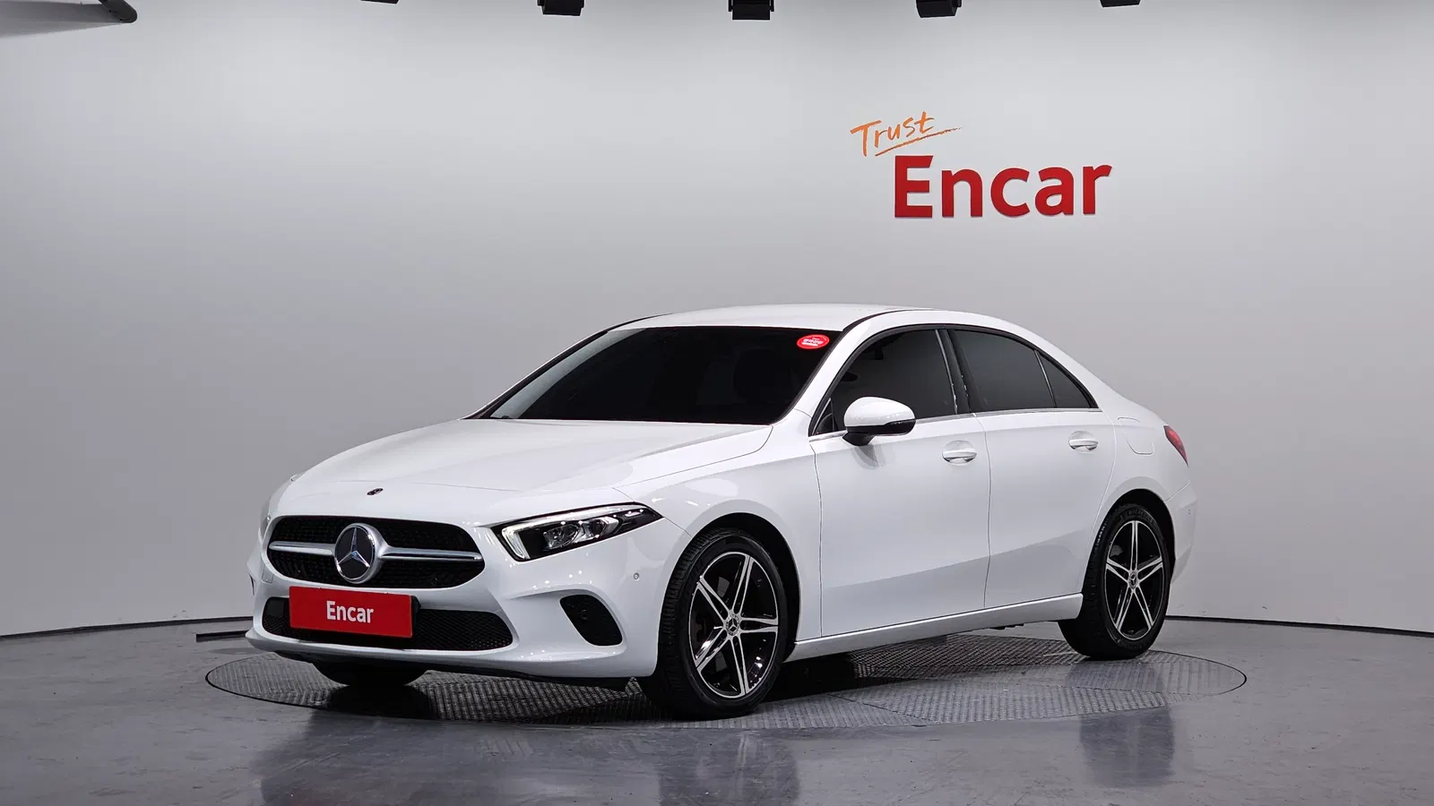 Mercedes-Benz Classe A A250 4MATIC Berline (W177) 2020 — photo 1 sur 20