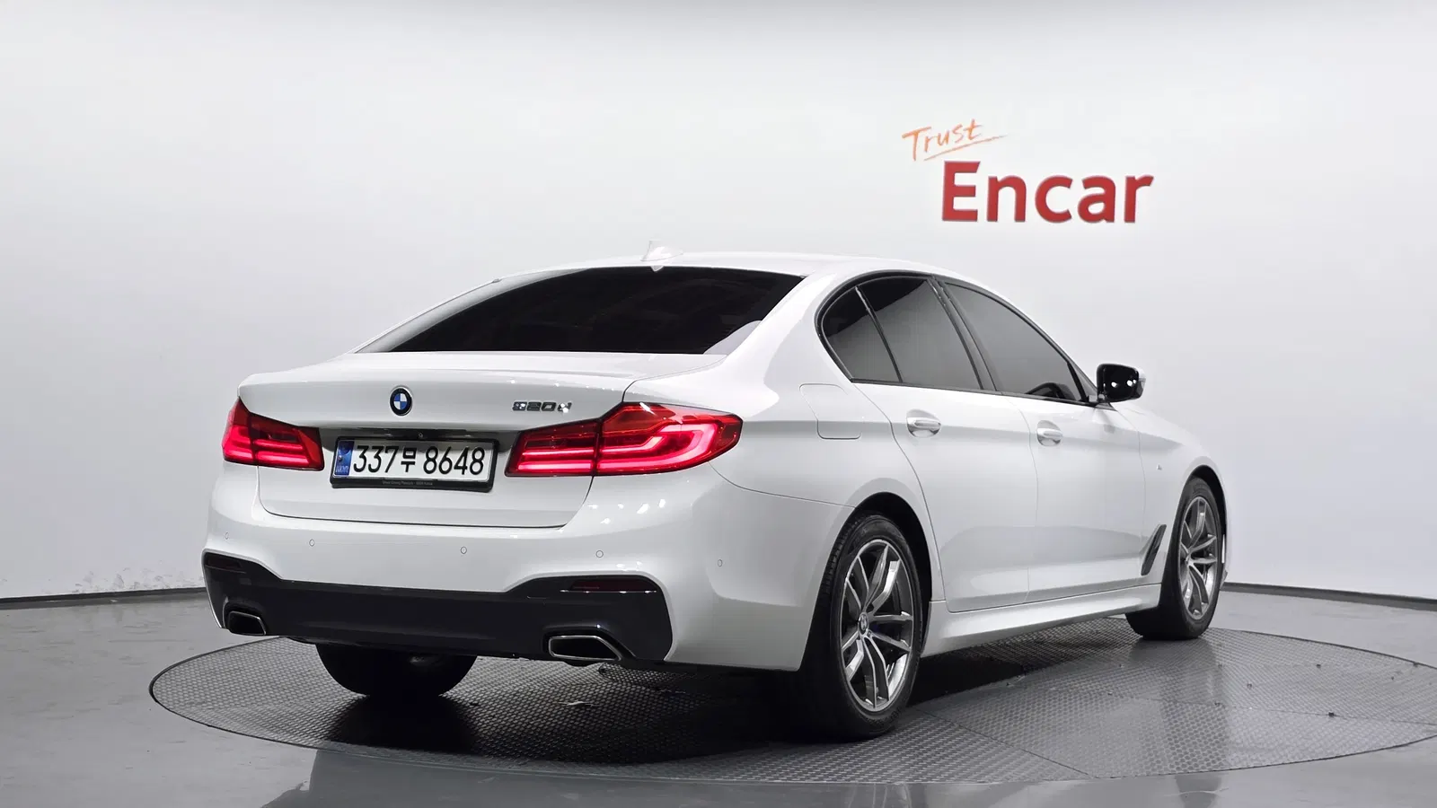 BMW Série 5 (G30) 520d M Sport 2017 — photo 1 sur 31