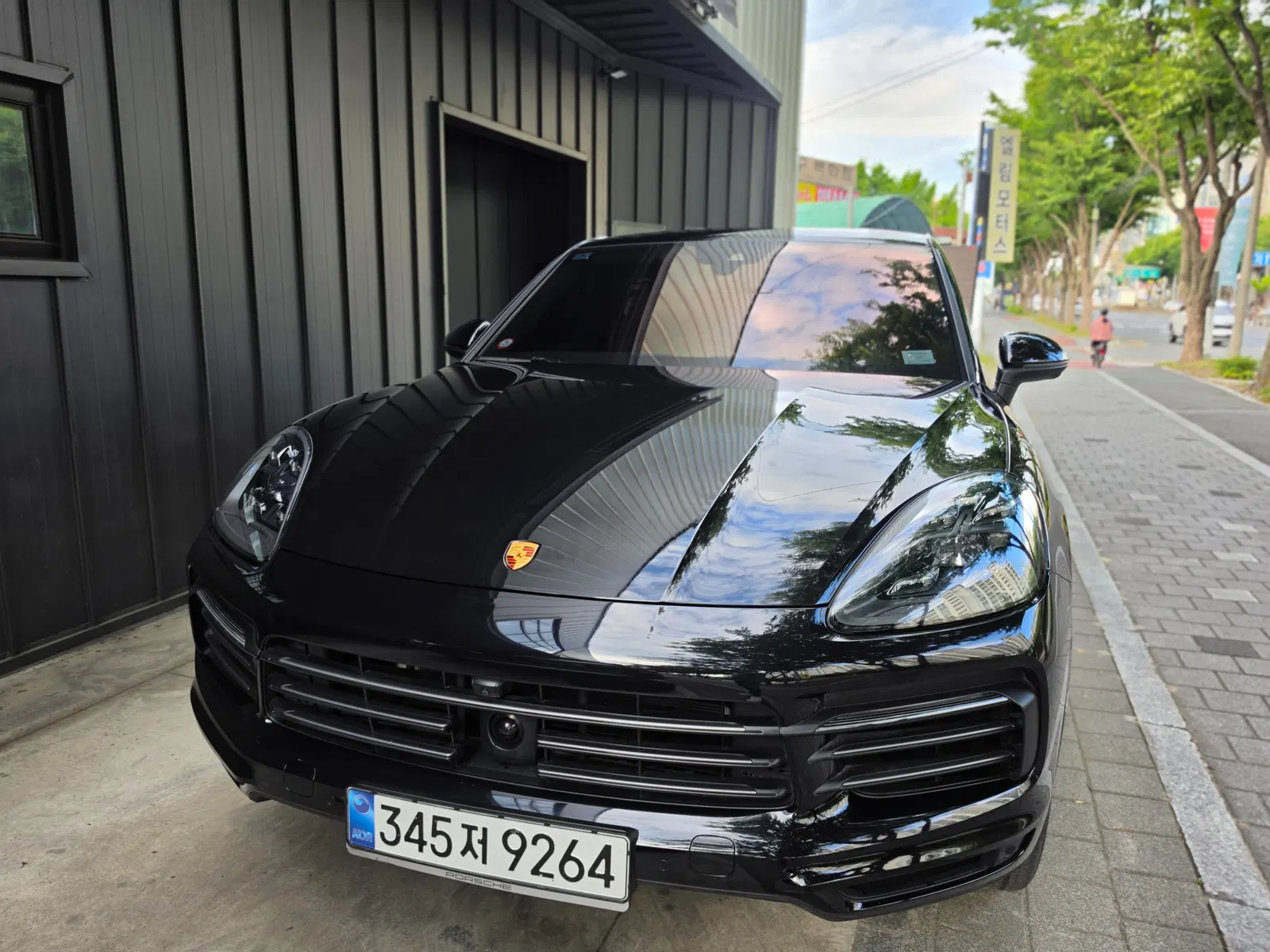 Porsche Cayenne (PO536) 3.0 Coupé Platinum Edition 2022 — photo 1 sur 26