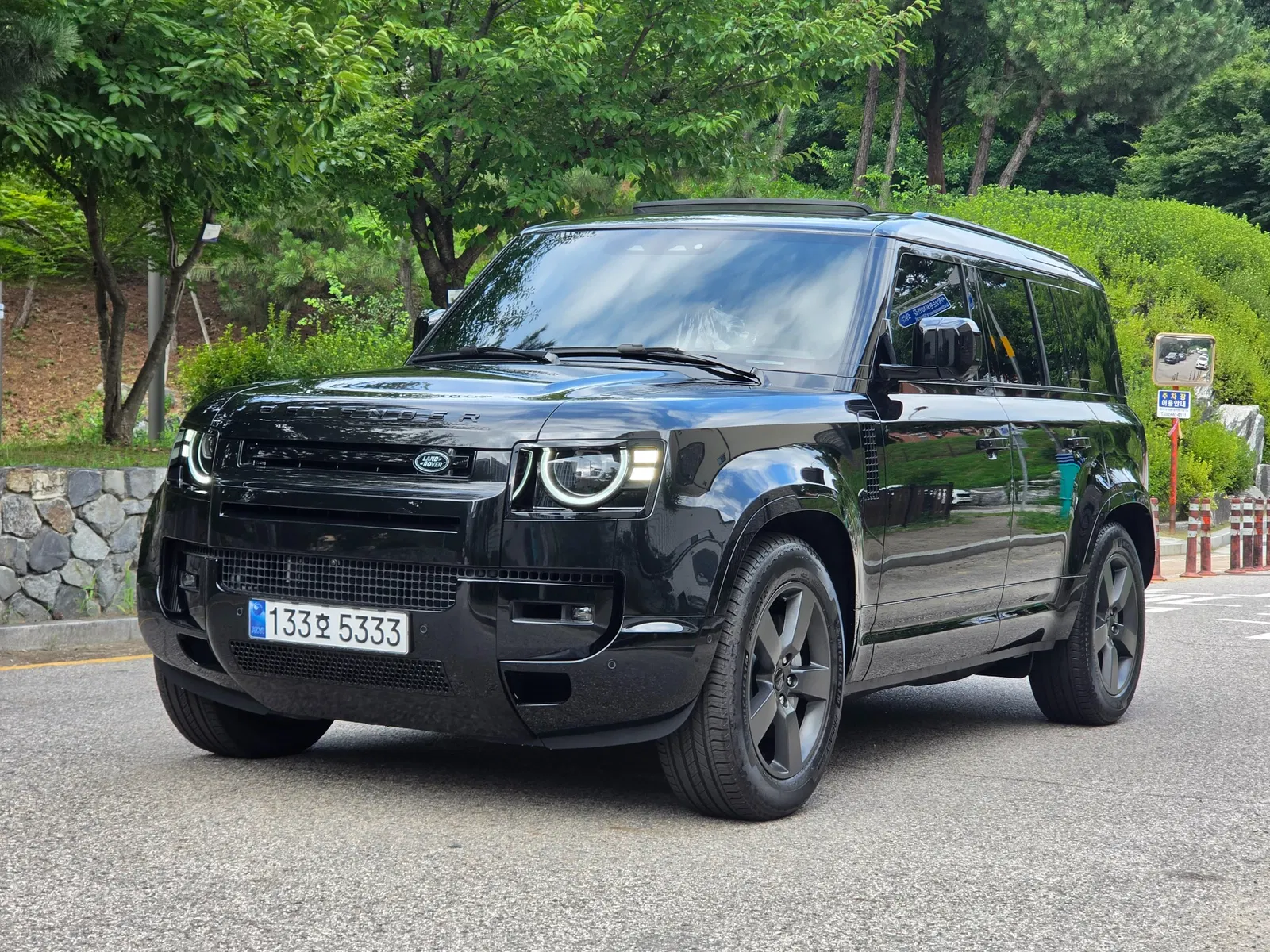 Land Rover Defender (L663) 110 D300 HSE 2026 — photo 1 sur 26