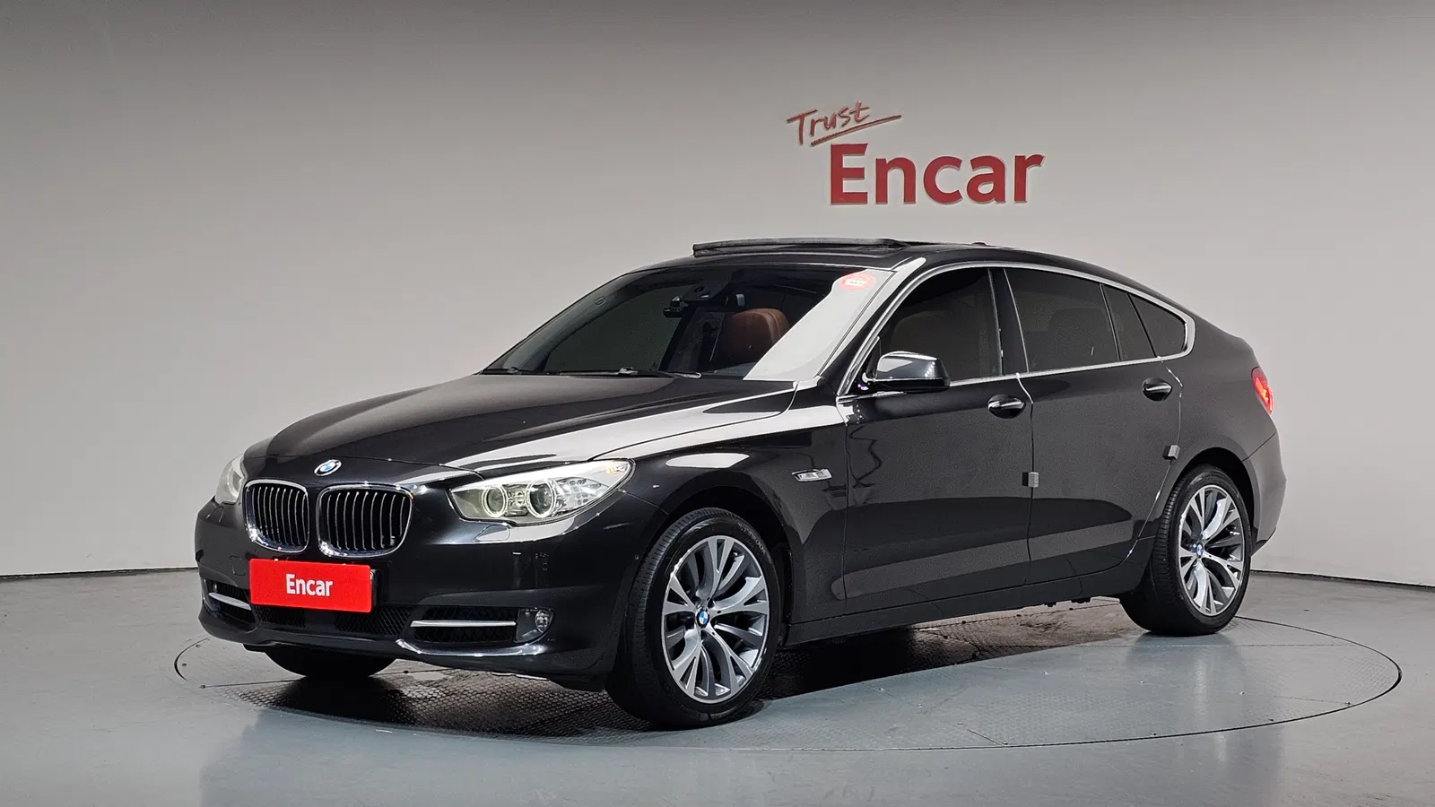 BMW Série 5 GT (F07) GT Exclusive 2011 — photo 1 sur 26