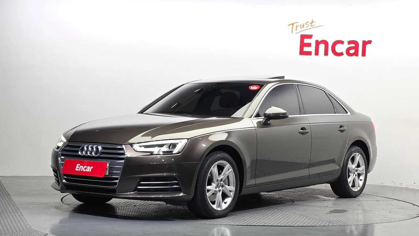 Audi A4 (B9) 35 TDI Premium 2018 — photo 1 sur 31