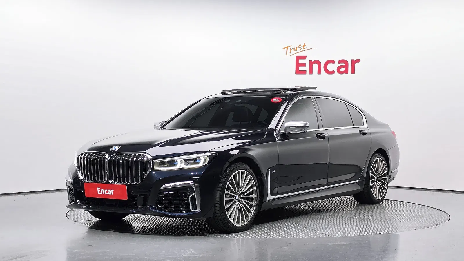 BMW Série 7 (G11) 740Li xDrive M Sport 2017 — photo 1 sur 20