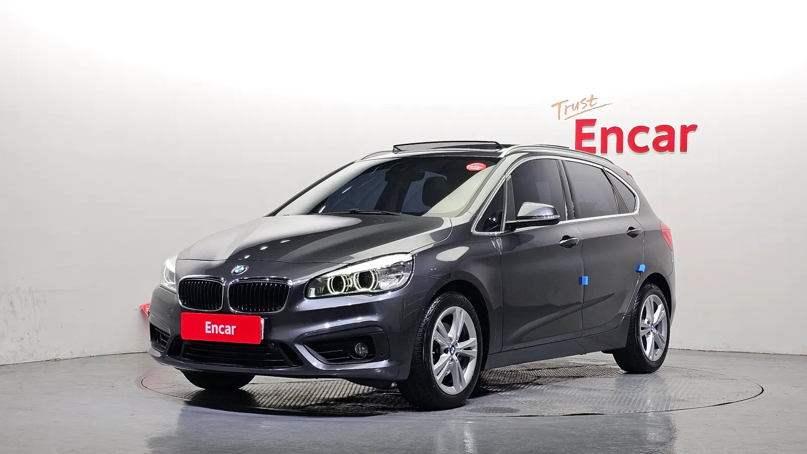 BMW Série 2 Active Tourer (F45) Joy 2017 — photo 1 sur 26