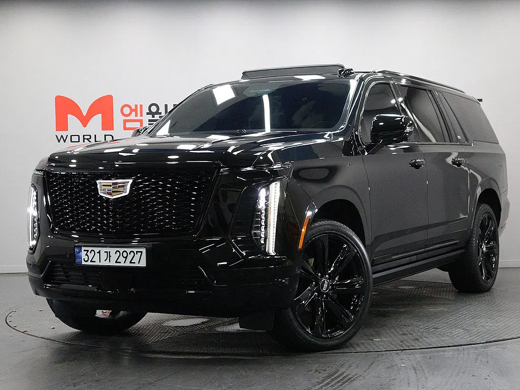 Cadillac Escalade 5e génération 6.2 ESV 2025 — photo 1 sur 26