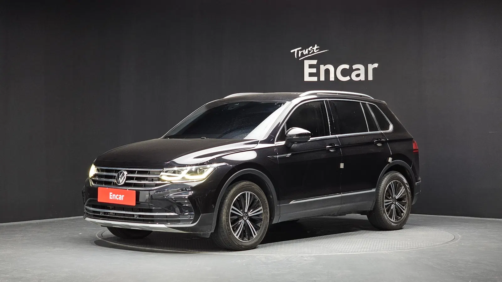Volkswagen Tiguan 2e génération 2.0 TDI Premium 2022 — photo 1 sur 20