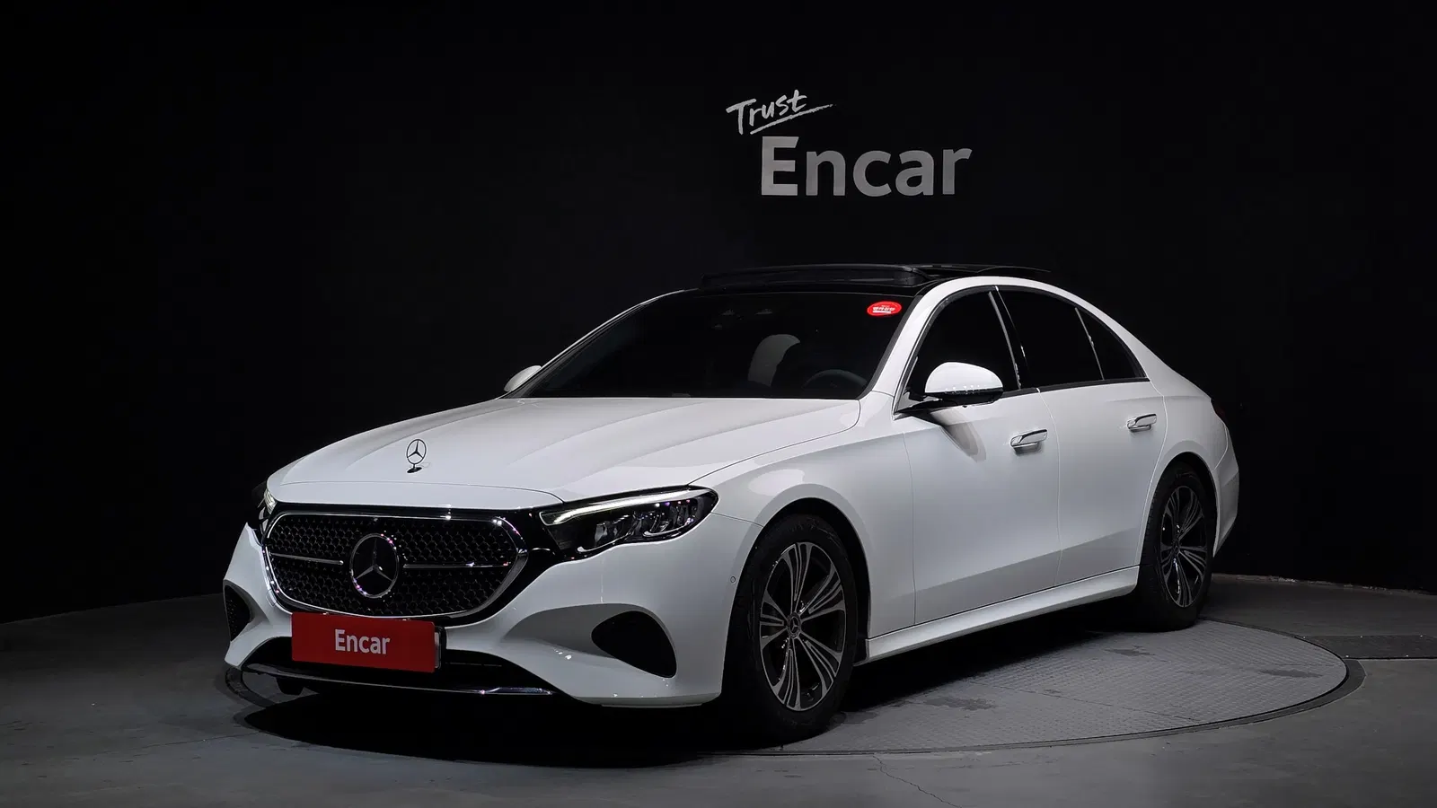 Mercedes-Benz Classe E E200 Avantgarde (W214) 2024 — photo 1 sur 36