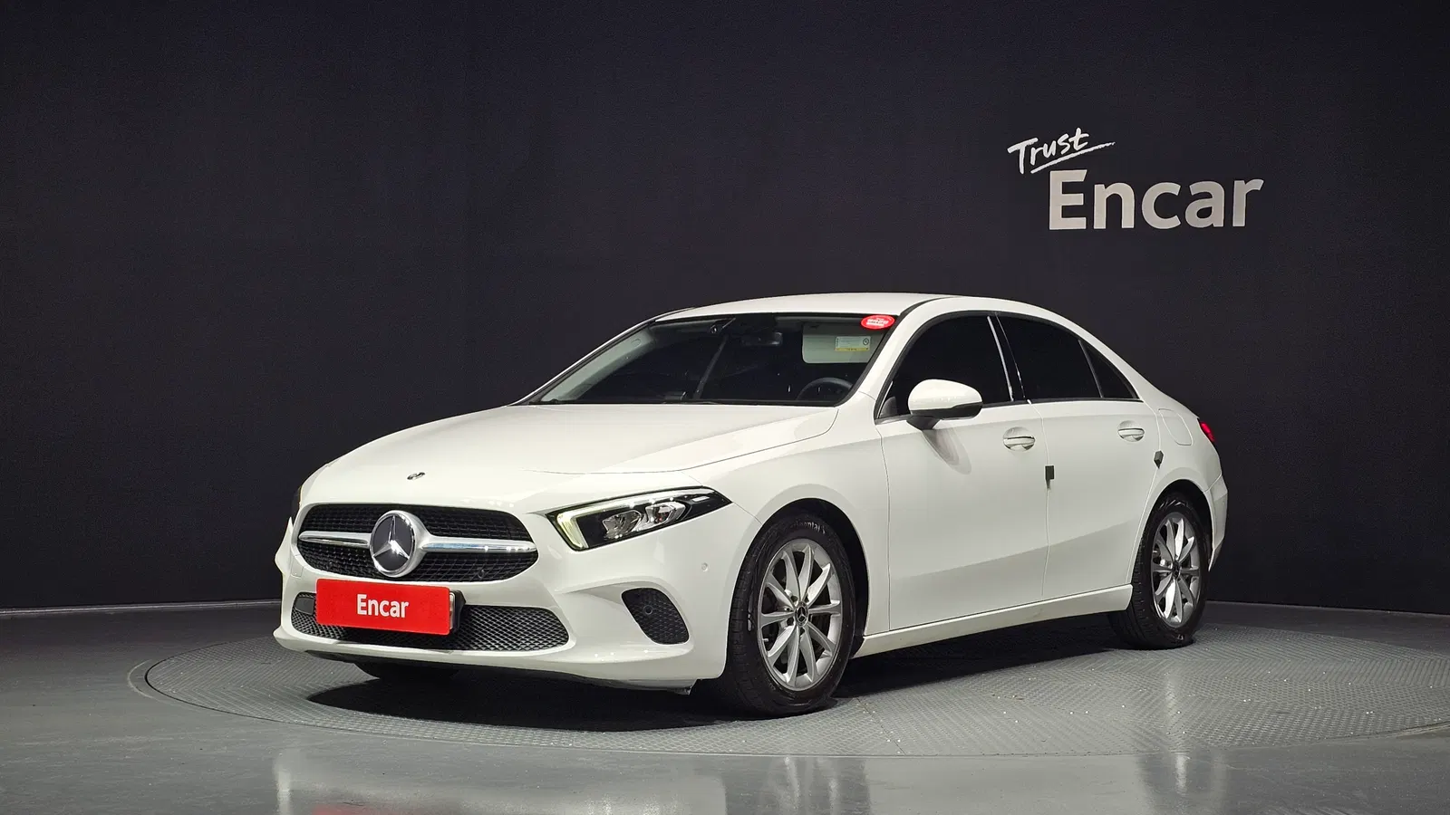Mercedes-Benz Classe A A220 Berline (W177) 2020 — photo 1 sur 31