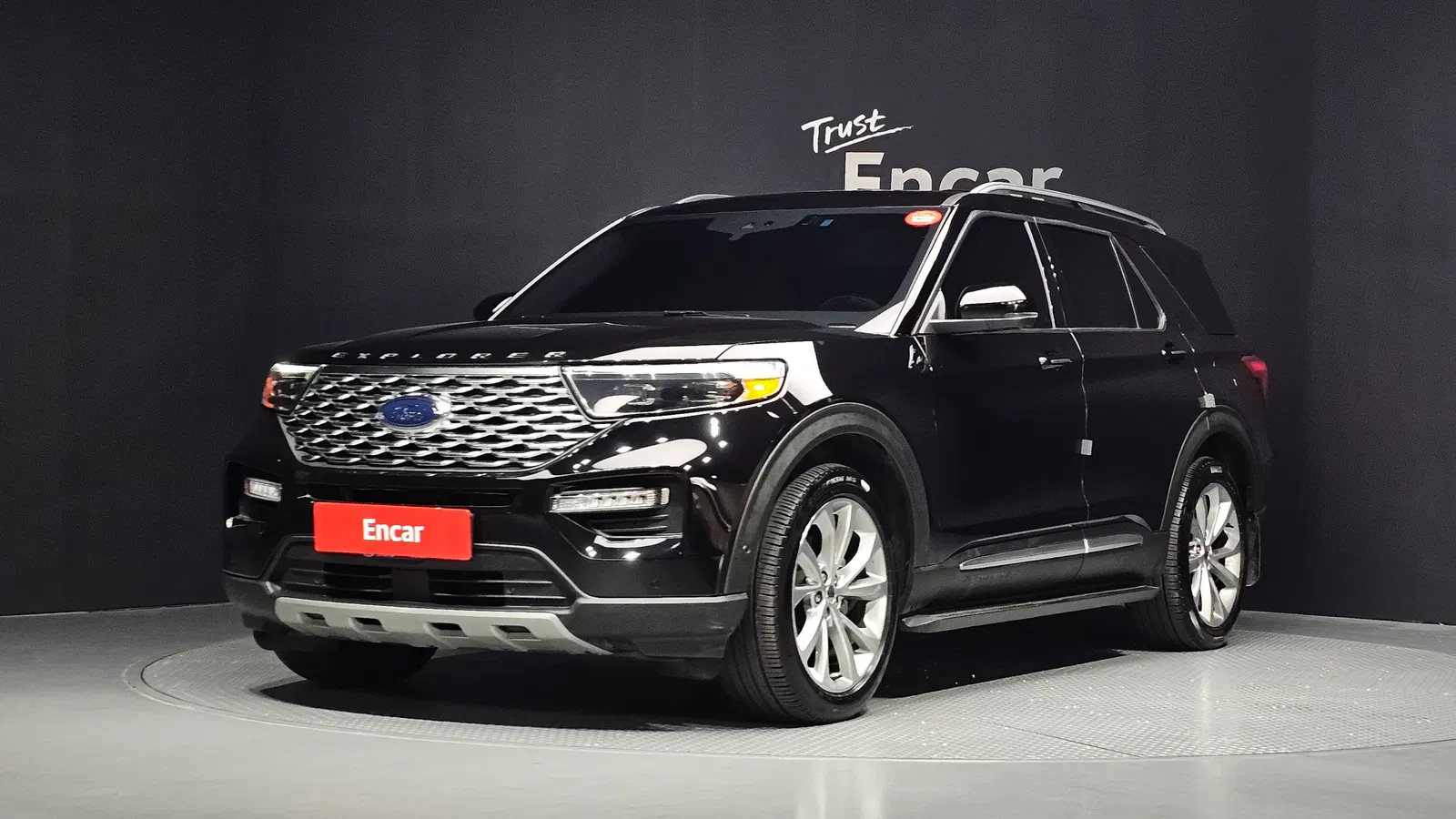 Ford Explorer 6e génération 3.0 Platinum 4WD 2021 — photo 1 sur 34