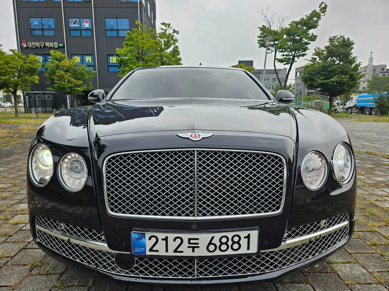 Bentley Flying Spur 2e génération 4.0 2015 — photo 1 sur 26