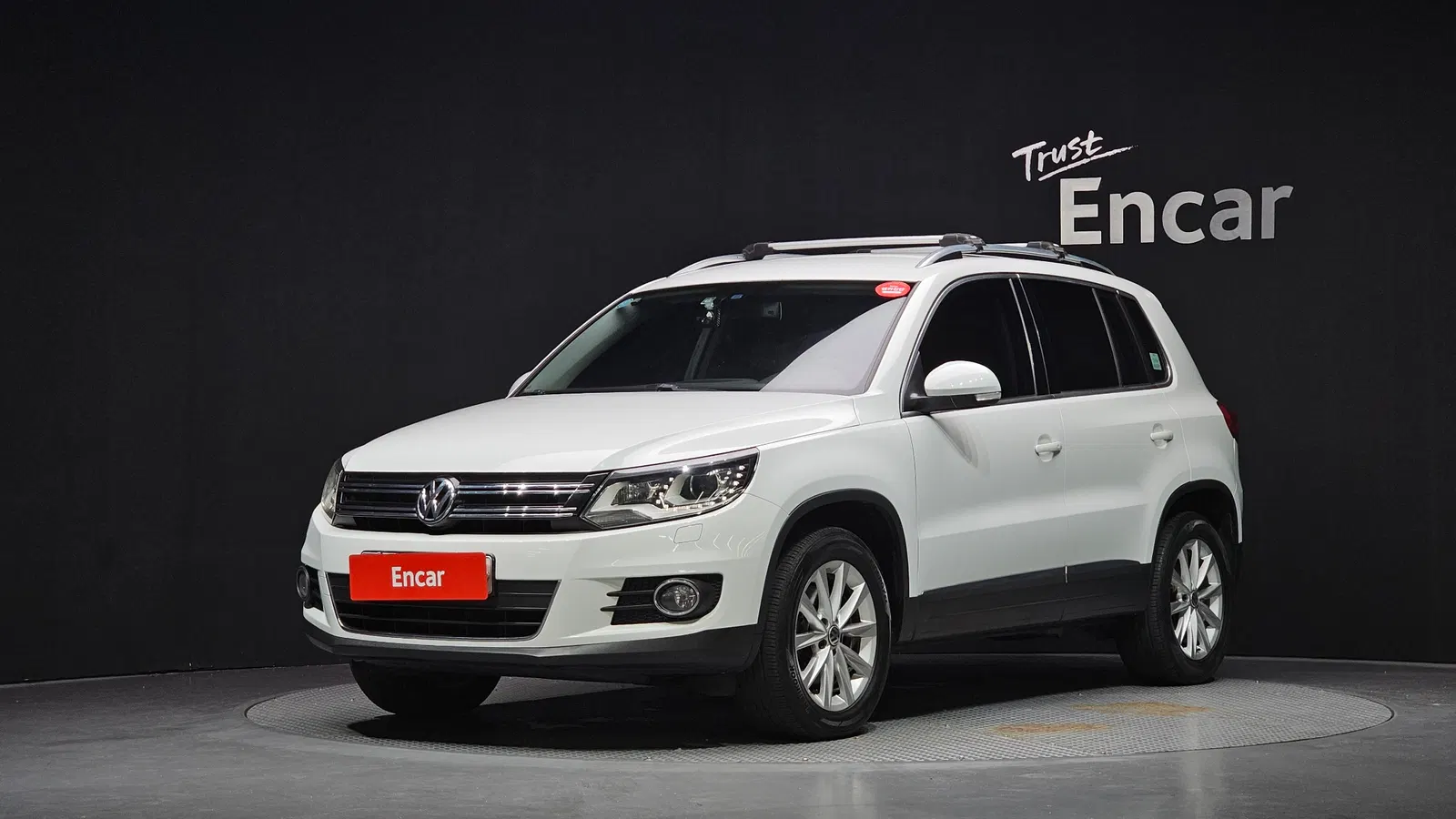 Volkswagen Tiguan 2.0 TDI Comfort 2015 — photo 1 sur 20