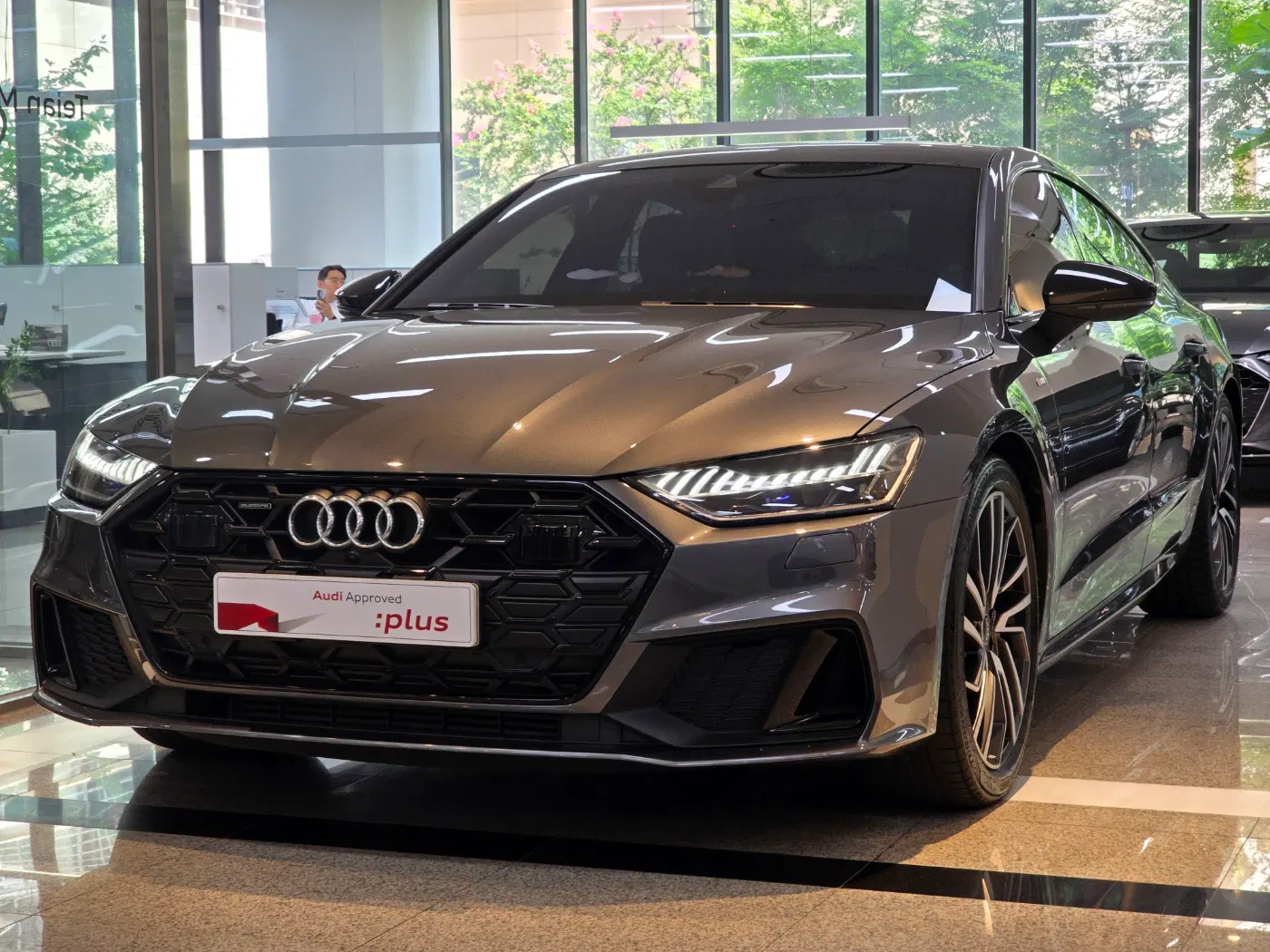Audi A7 (4K) 55 TFSI Quattro Premium 2024 — photo 1 sur 26