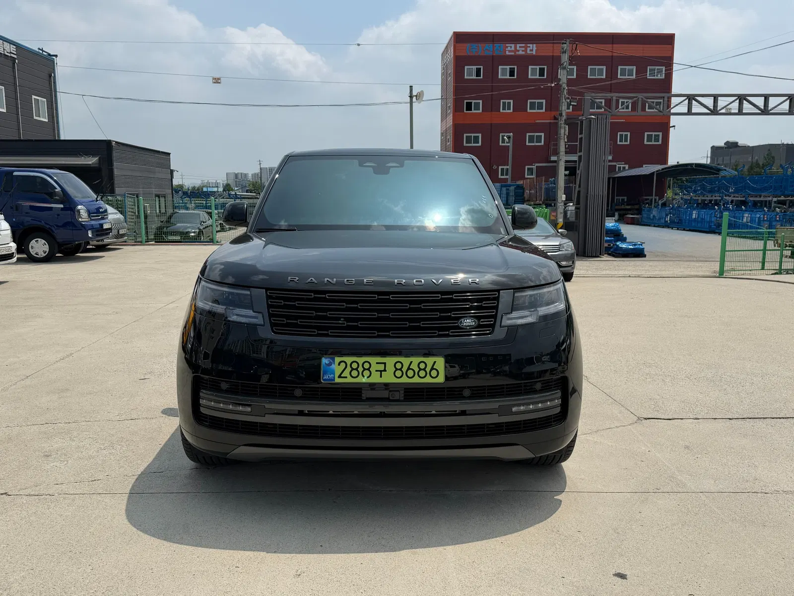 Land Rover Range Rover 5e génération P530 AB 2025 — photo 1 sur 26