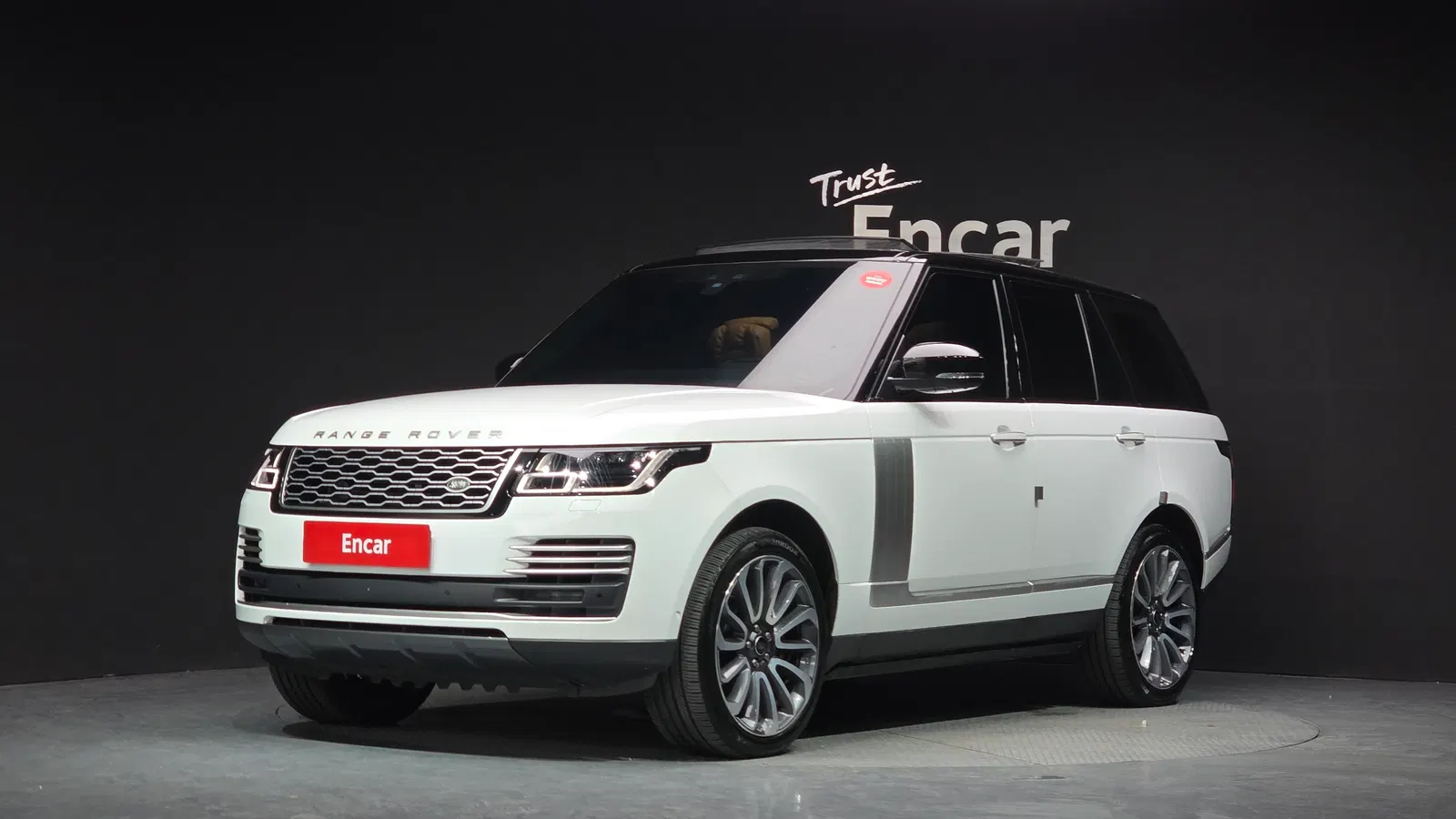 Land Rover Range Rover 4e génération D350 AB Diesel 2022 — photo 1 sur 39