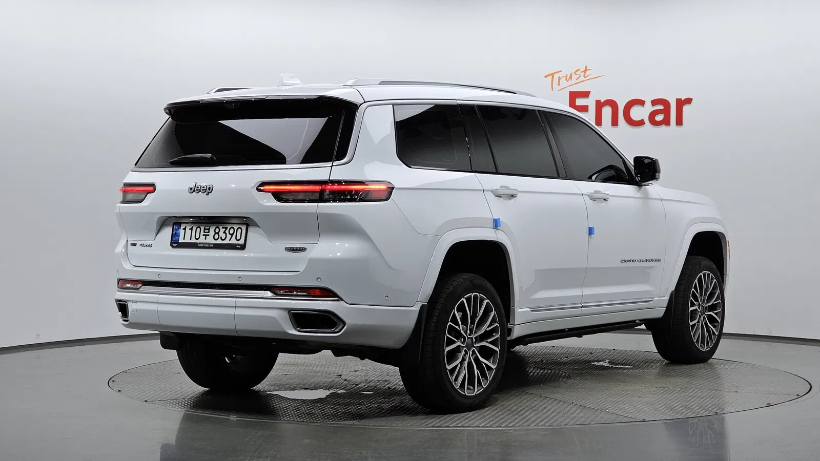 Jeep Grand Cherokee(WL) L 3.6 Summit Reserve 2023 — photo 1 sur 45