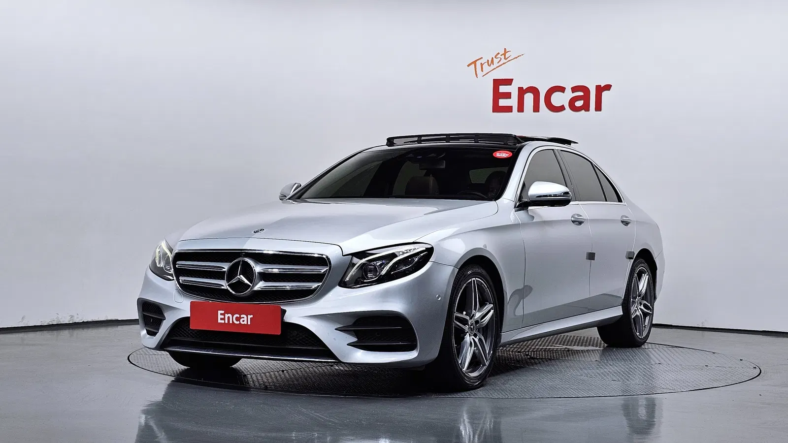 Mercedes-Benz Classe E E350d (W213) 2017 — photo 1 sur 20