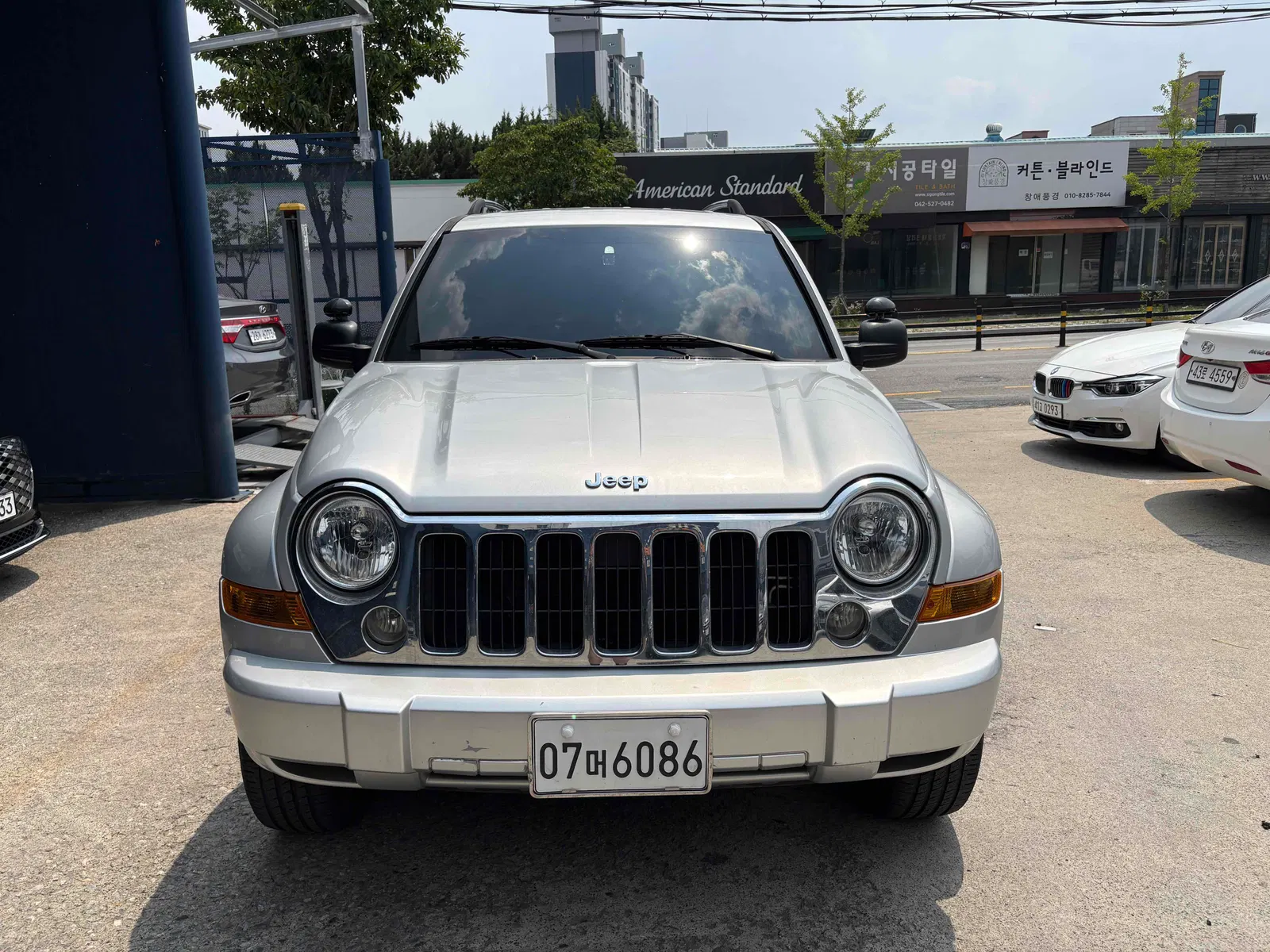 Jeep Cherokee 3.7 2005 — photo 1 sur 19