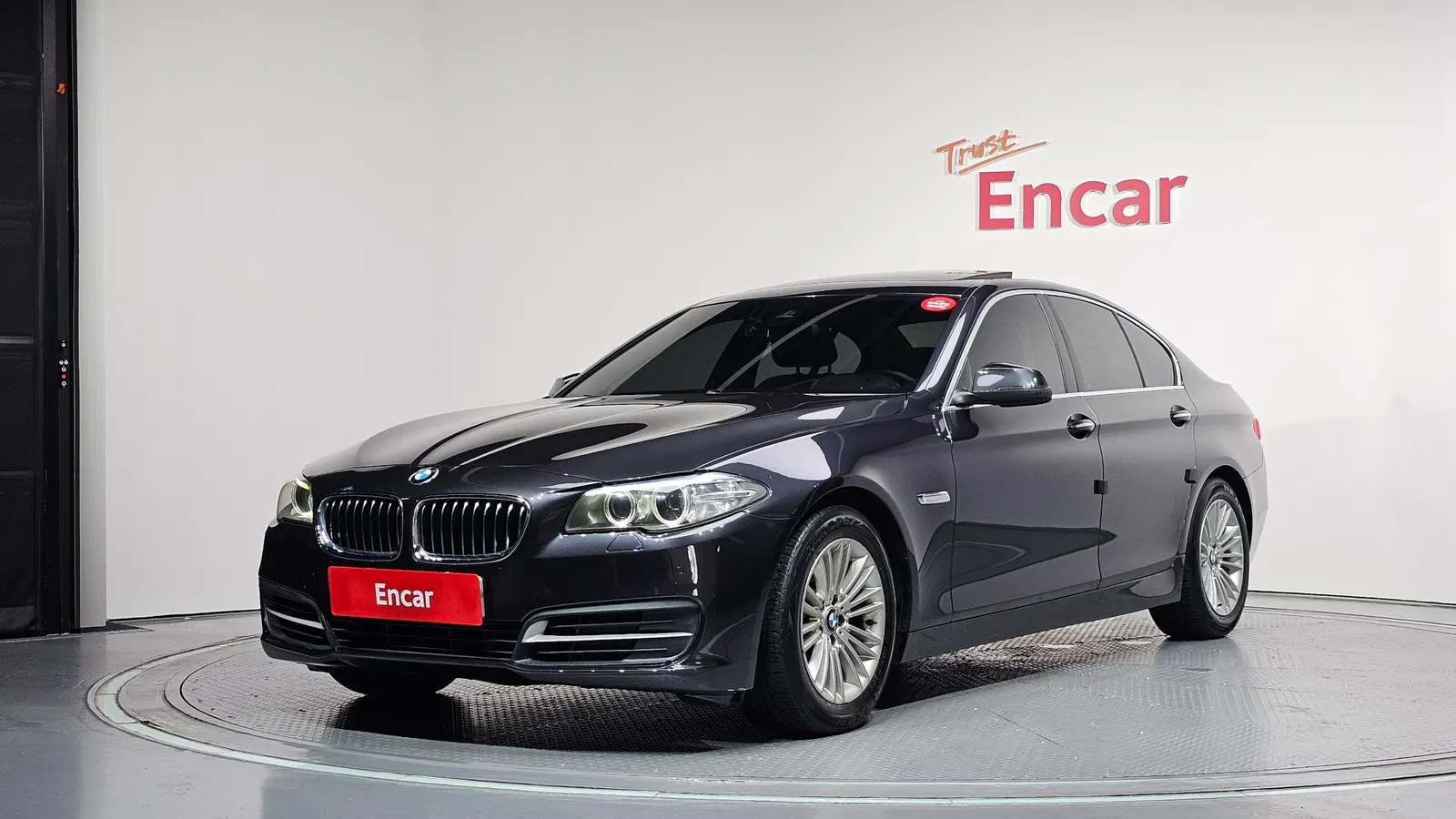 BMW Série 5 (F10) 520d 2014 — photo 1 sur 20