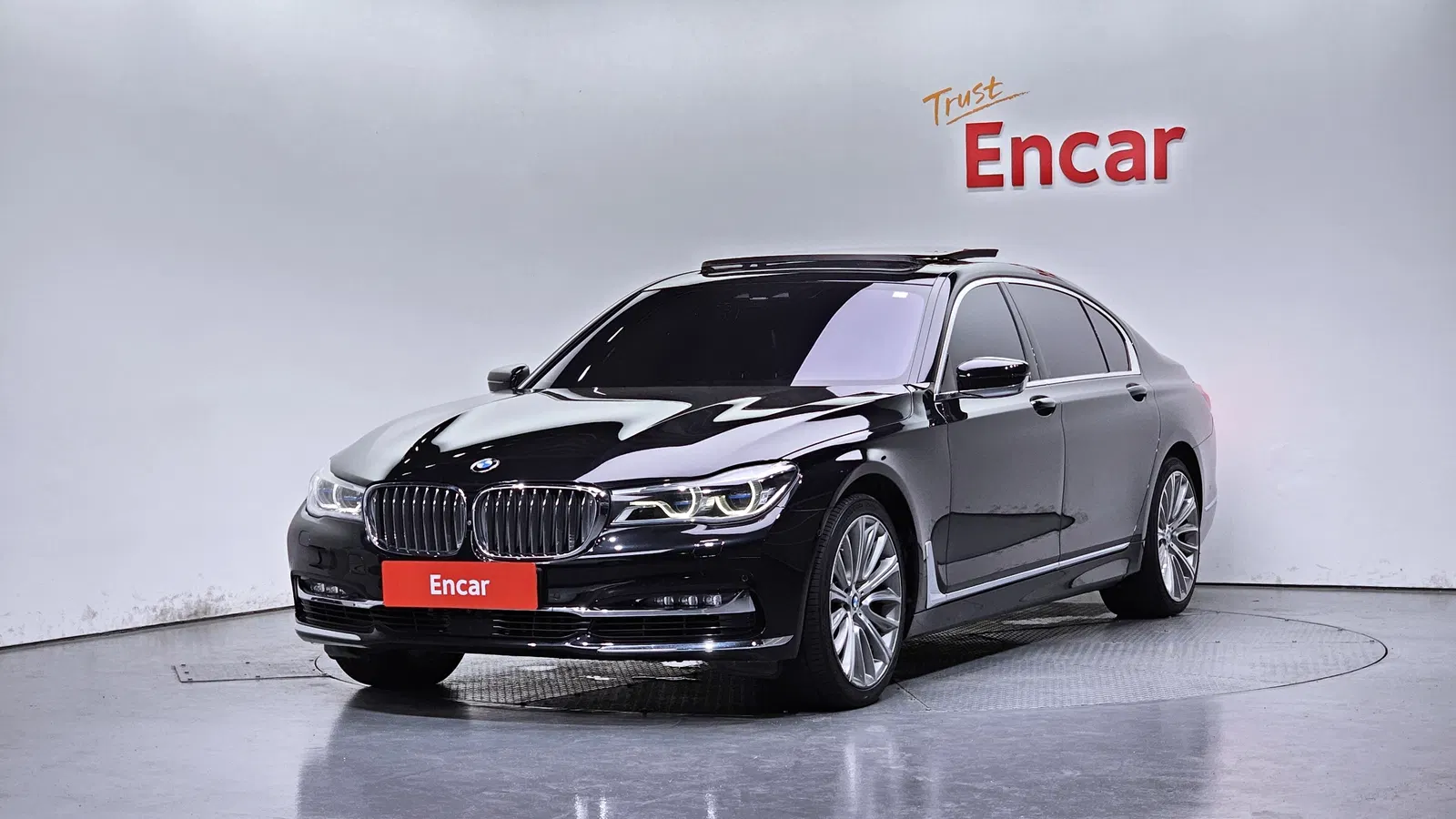 BMW Série 7 (G11) 750Li xDrive 2016 — photo 1 sur 20