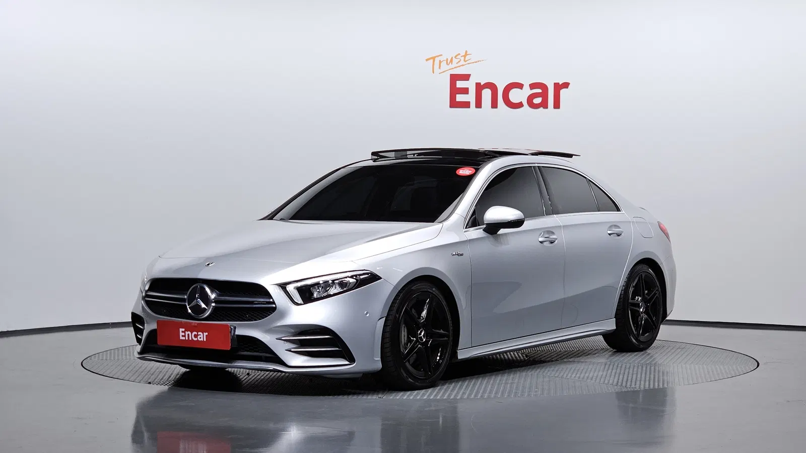 Mercedes-AMG Classe A A35 4MATIC Berline (W177) 2021 — photo 1 sur 32