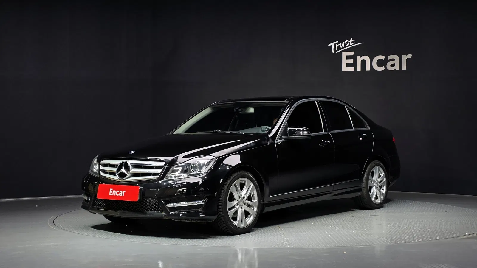 Mercedes-Benz Classe C C200 CGI Avantgarde (W204) 2012 — photo 1 sur 26