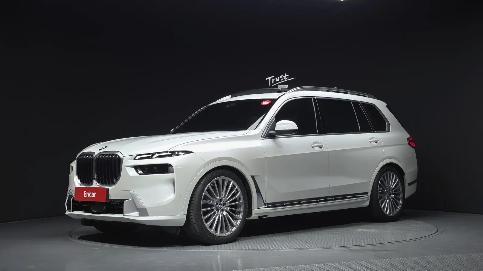 BMW X7 (G07) xDrive 40i Design Pure Excellence 7 places 2025 — photo 1 sur 35