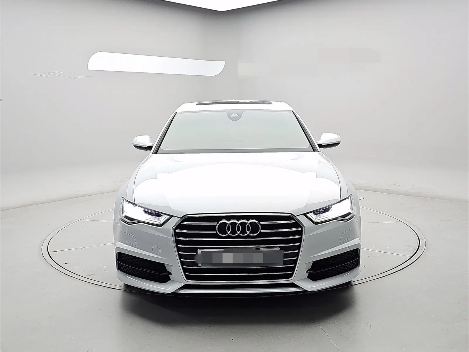 Audi A6 40 TFSI Premium 2018 — photo 1 sur 26