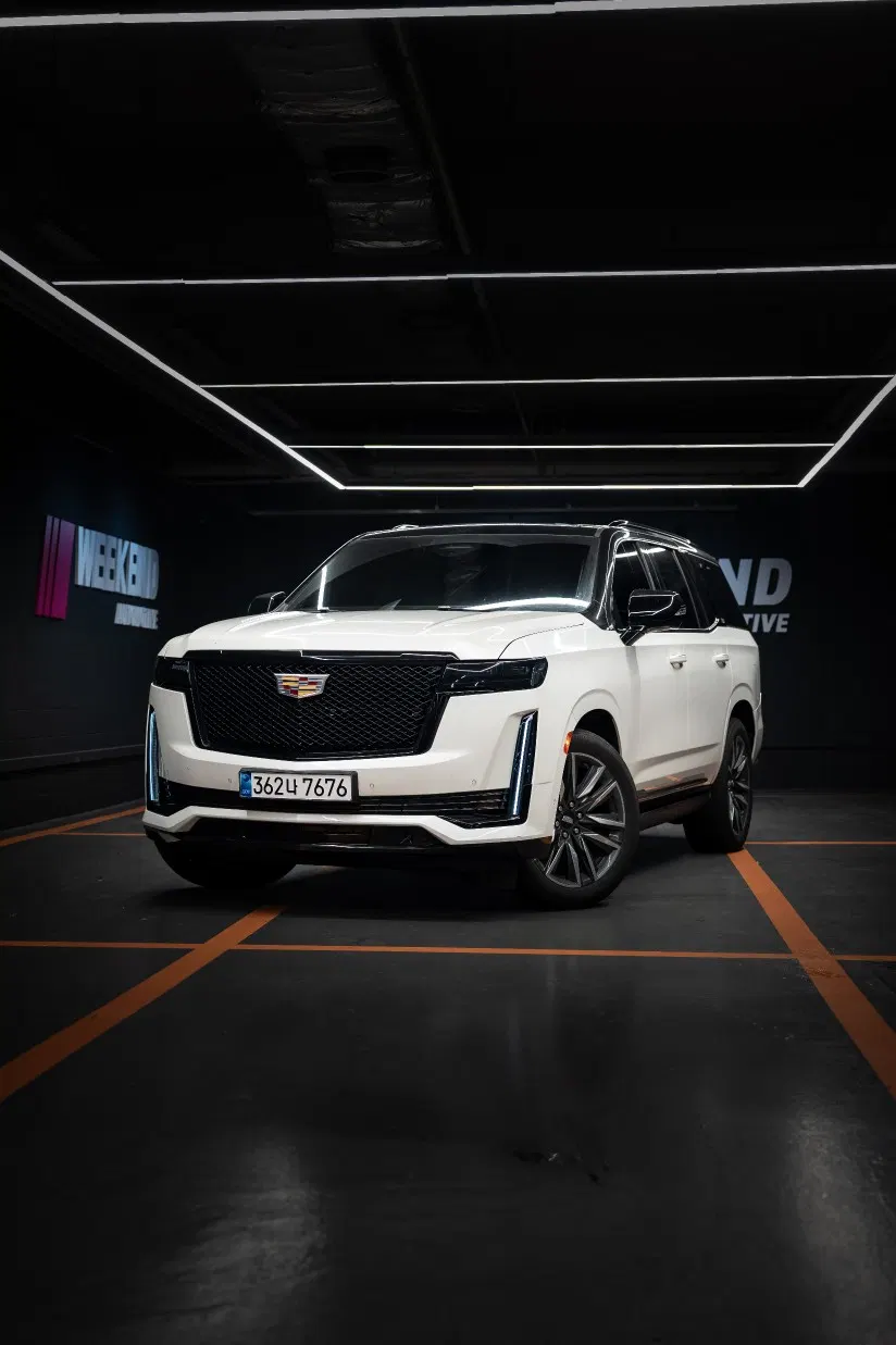 Cadillac Escalade 5e génération 6.2 2021 — photo 1 sur 17