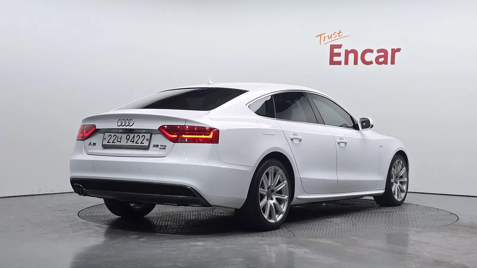 Audi A5 35 TDI Quattro Dynamic SportBack 2015 — photo 1 sur 30