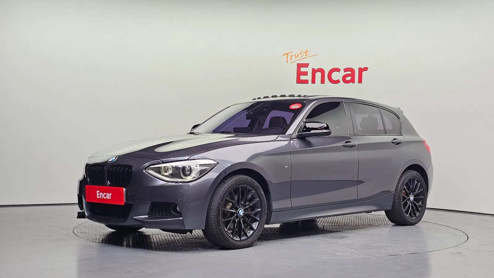 BMW Série 1 (F20) 118d Sport 5 portes 2015 — photo 1 sur 20