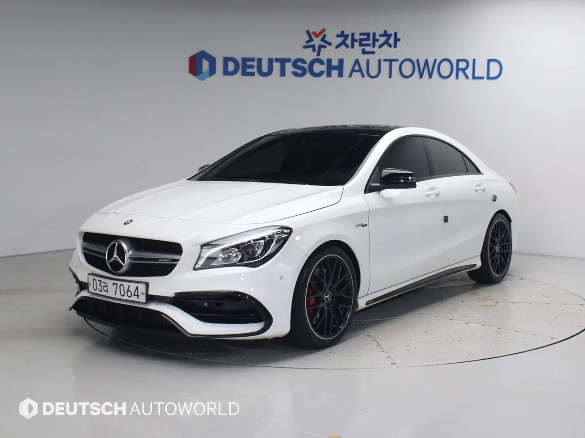 Mercedes-AMG CLA CLA45 4MATIC (C117) 2018 — photo 1 sur 26