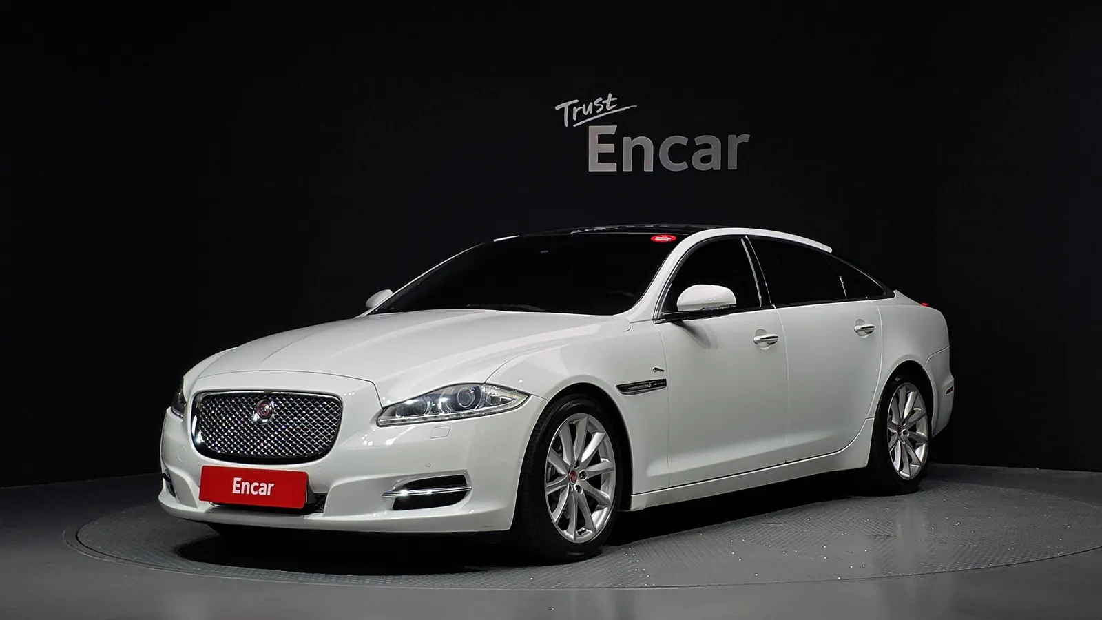 Jaguar All New XJ 3.0D Premium Luxury LWB 2014 — photo 1 sur 20