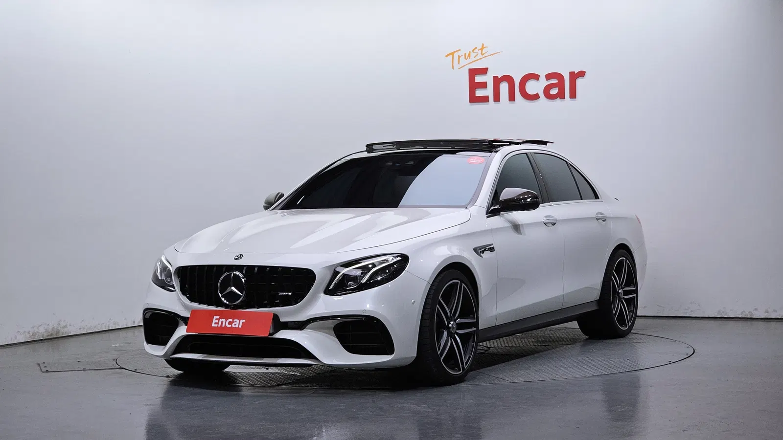 Mercedes-AMG Classe E E63 4MATIC+ (W213) 2019 — photo 1 sur 37