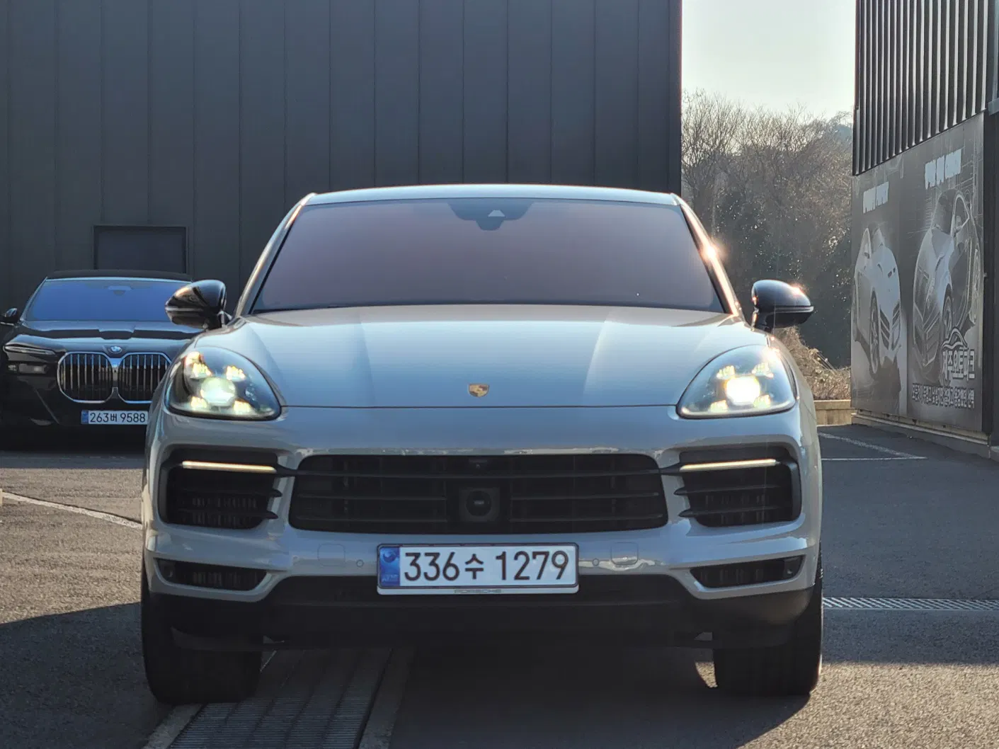 Porsche Cayenne (PO536) 3.0 E-Hybride Coupé 2022 — photo 1 sur 26