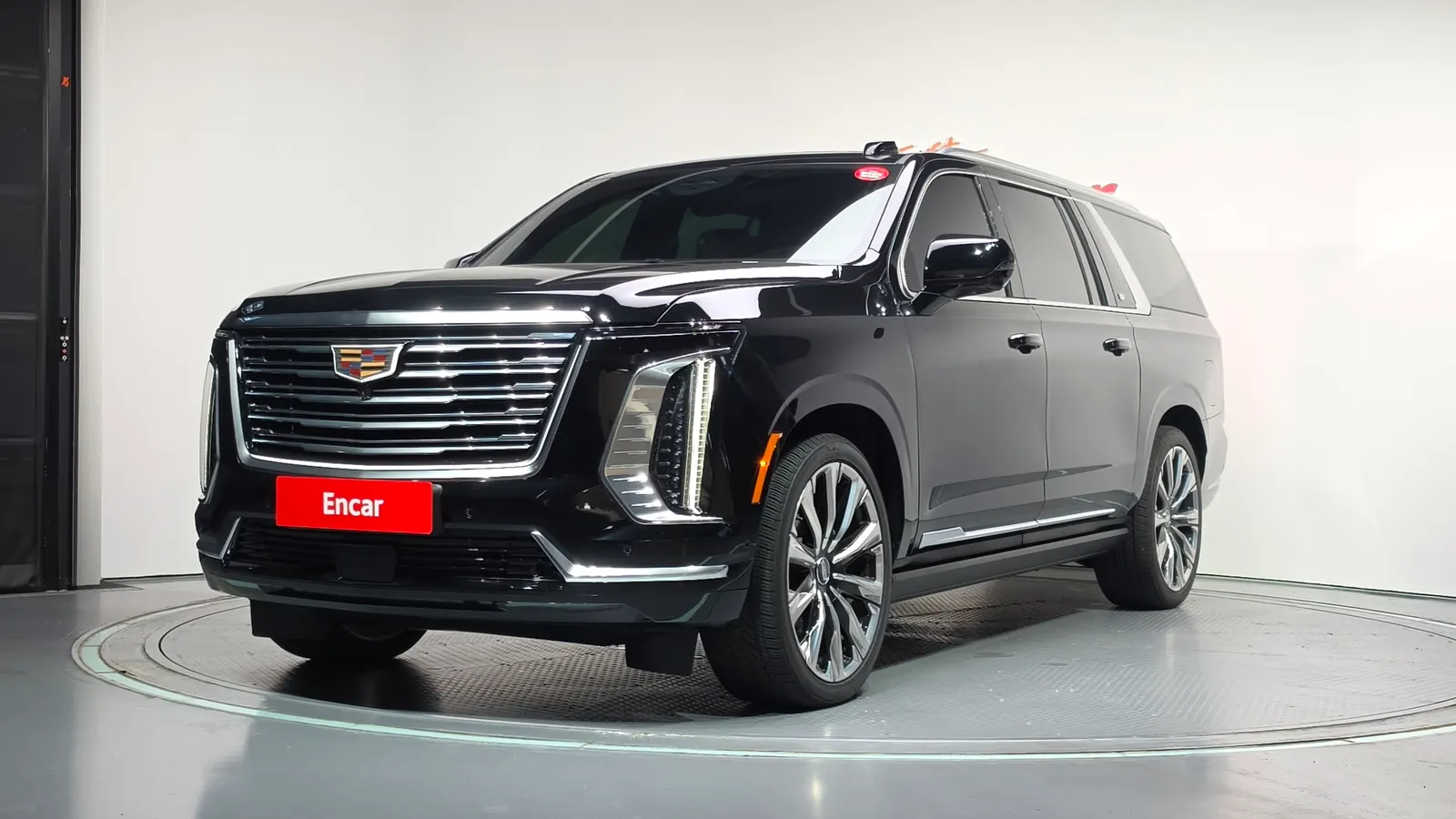 Cadillac Escalade 5e génération 6.2 ESV 2025 — photo 1 sur 40