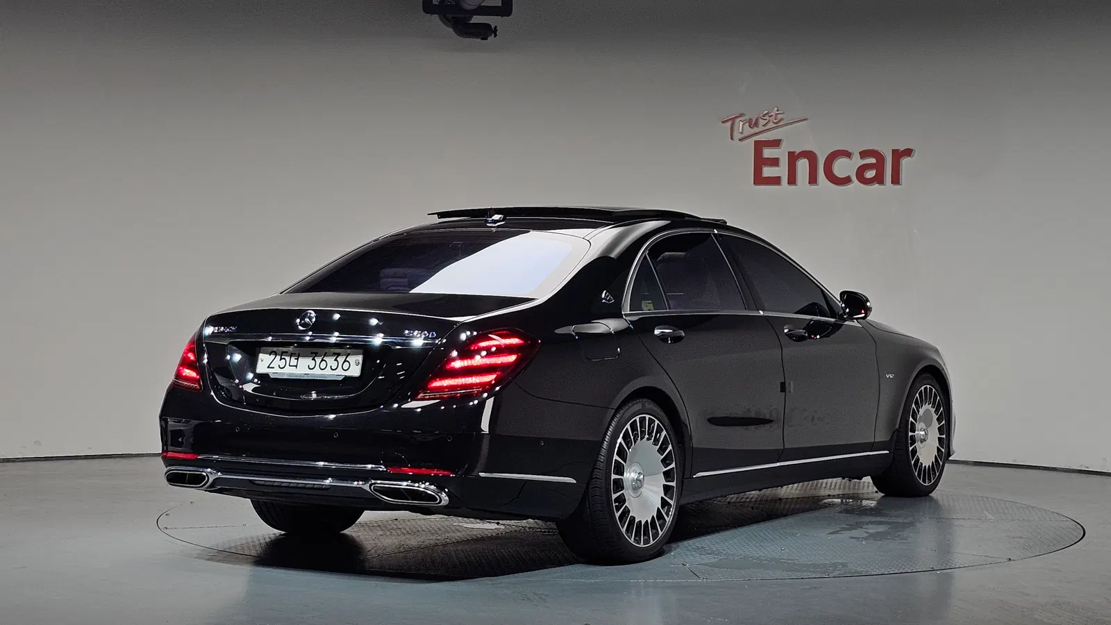 Mercedes-Benz Classe S S600L (W222) 2015 — photo 1 sur 38