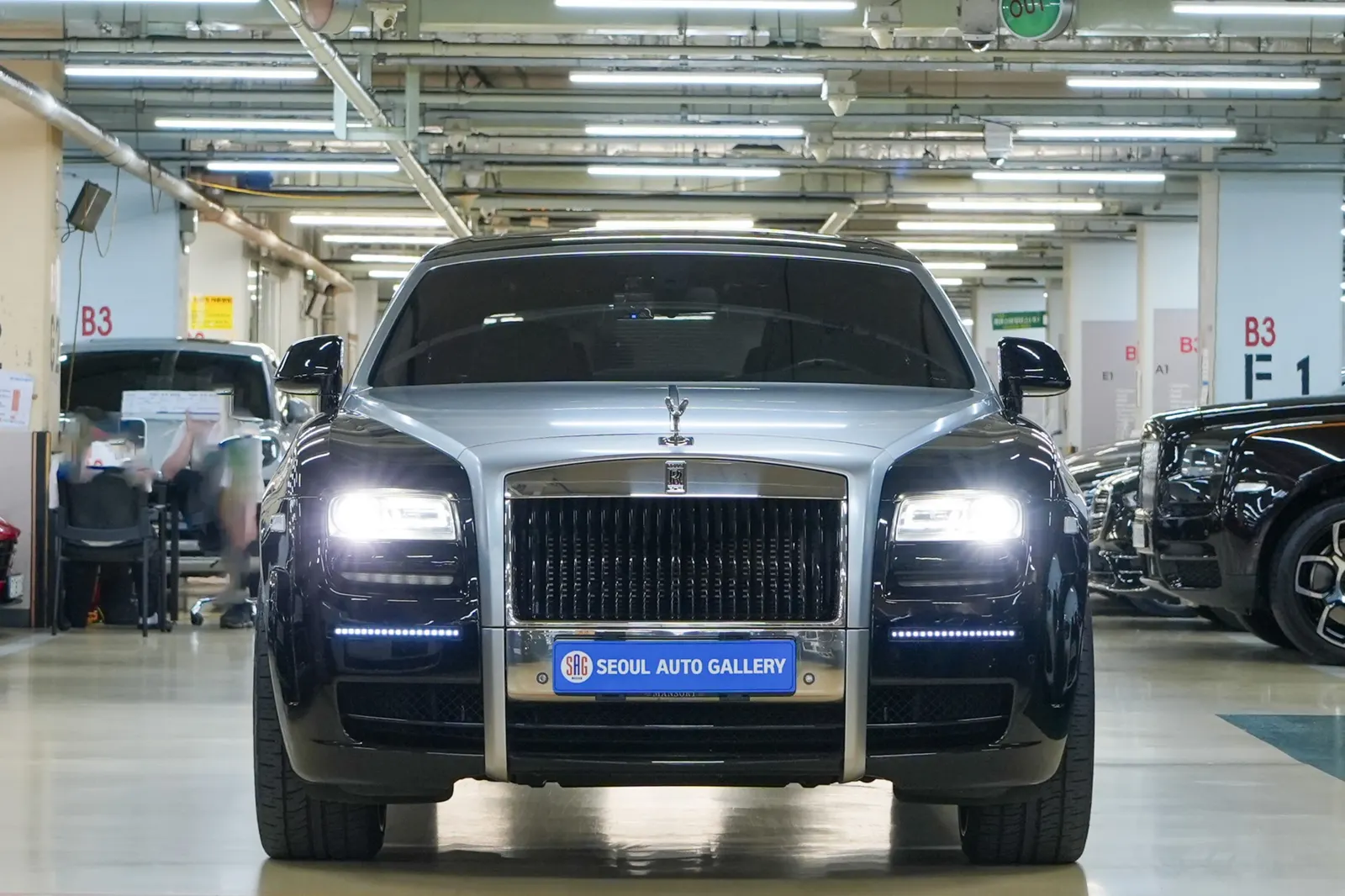 Rolls-Royce Ghost 6.6 V12 2014 — photo 1 sur 24
