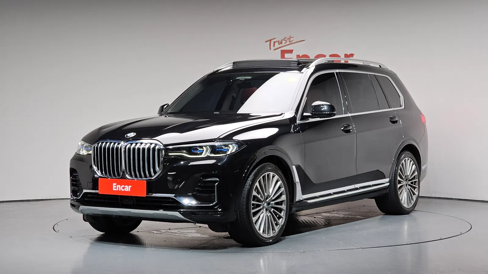 BMW X7 (G07) xDrive 40i Design Pure Excellence 6 places 2021 — photo 1 sur 45