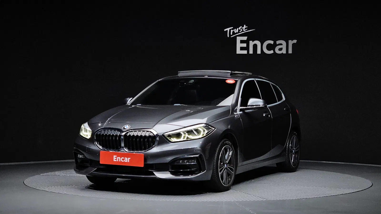 BMW Série 1 (F40) 120i Sport 2021 — photo 1 sur 31