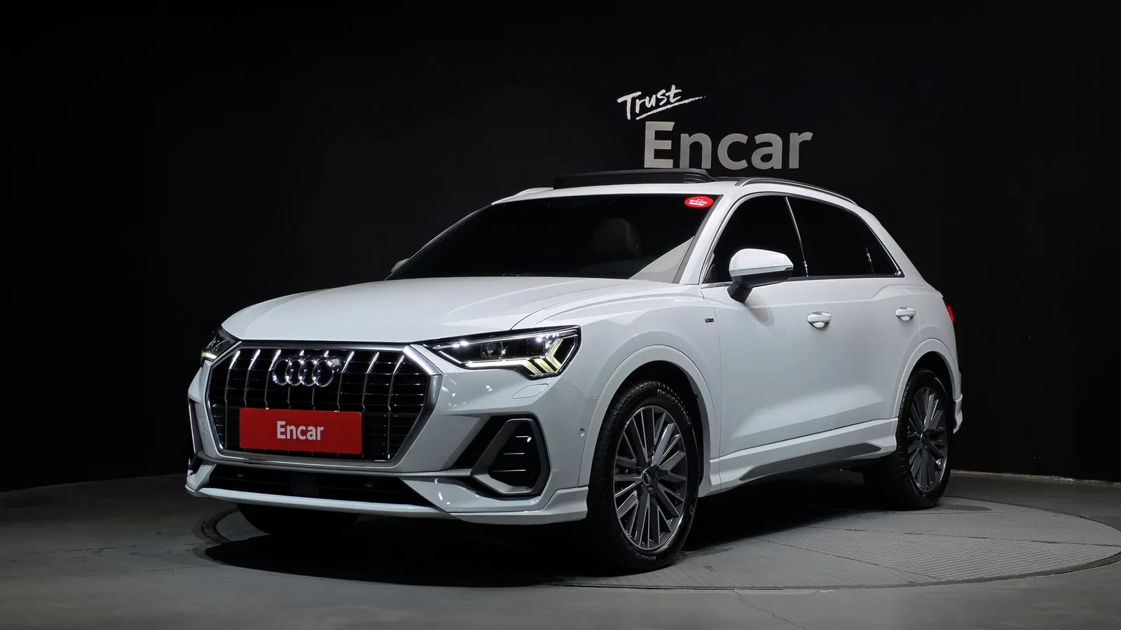 Audi Q3 (F3) 35 TDI Premium 2022 — photo 1 sur 37