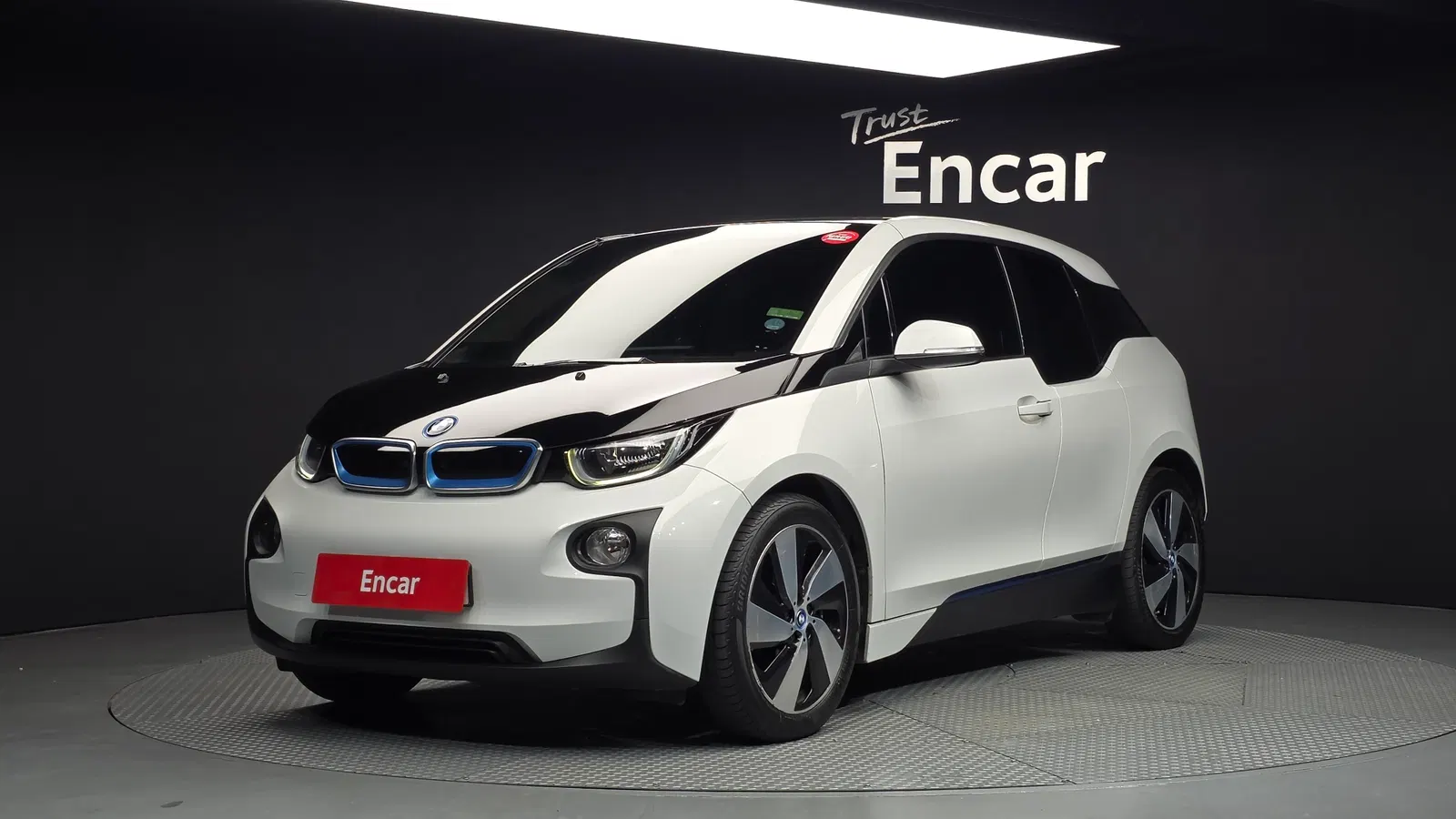 BMW i3 Lux 2014 — photo 1 sur 20